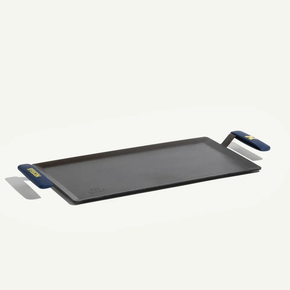 made-in-griddle-with-university-of-michigan-sleeves-4mm-carbon-steel-stovetop-to image 1