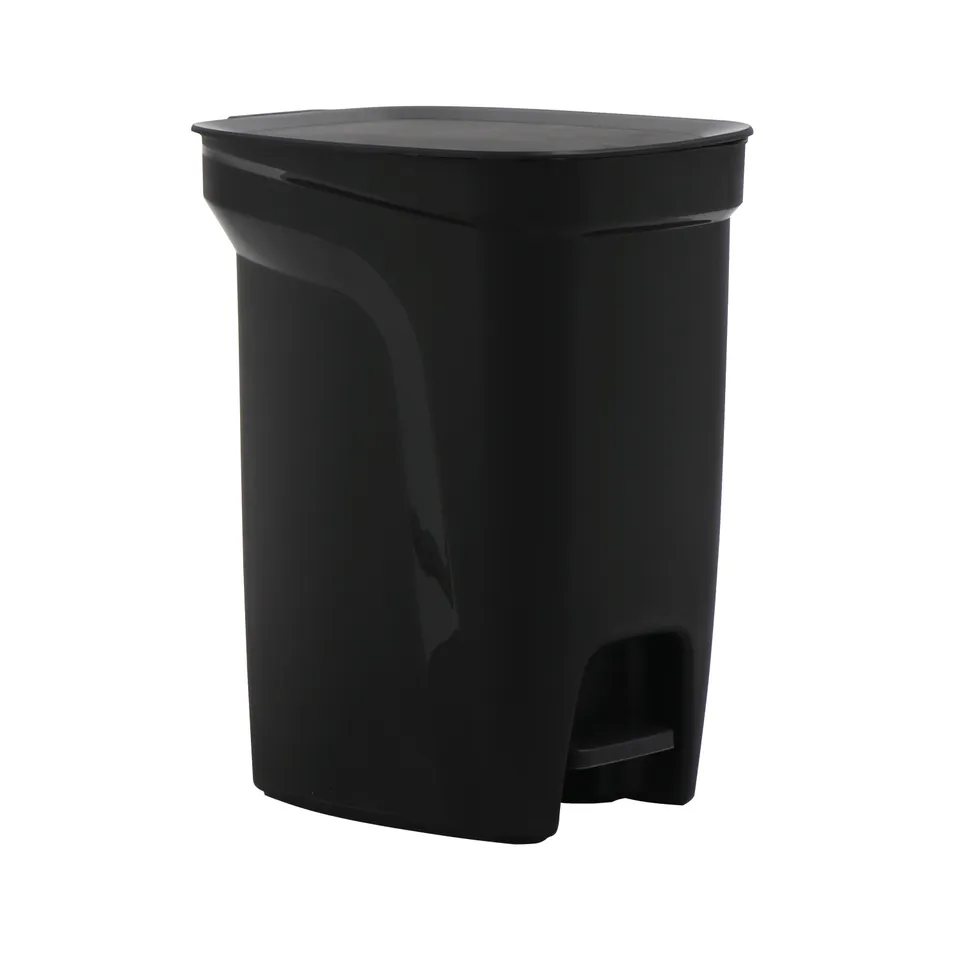 tramontina-plastic-trash-bin-with-step-pedal-hands-free-polypropylene-waste-can- image 1