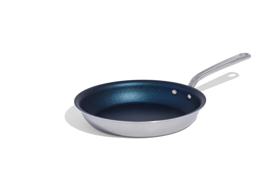 made-in-10-non-stick-frying-pan-harbour-blue-5-ply-stainless-clad-procoat-nonsti image 1