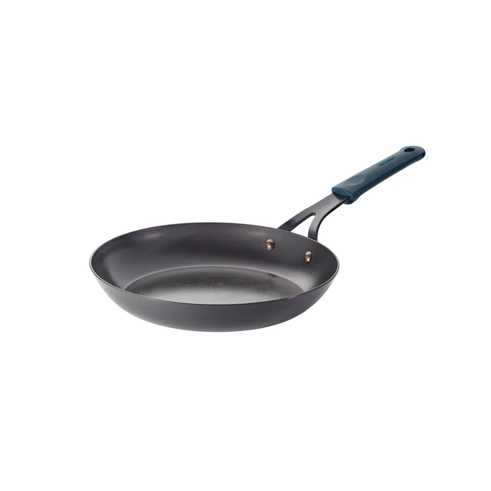 tramontina-ember-carbon-steel-fry-pan-with-silicone-grip image 1