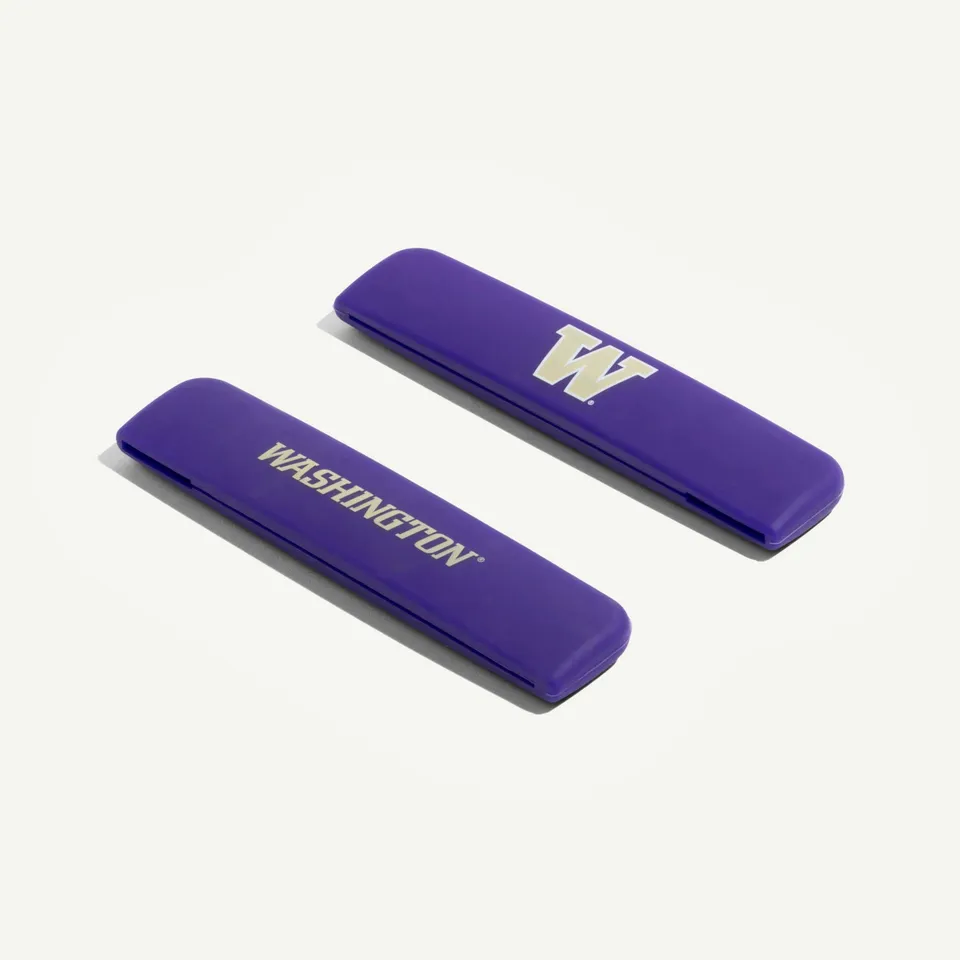 made-in-university-of-washington-silicone-handle-sleeves-carbon-steel-griddle-st image 1