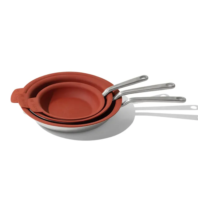 made-in-procoat-3-piece-non-stick-fry-pan-set-8-10-12-with-3-piece-silicone-pan- image 1