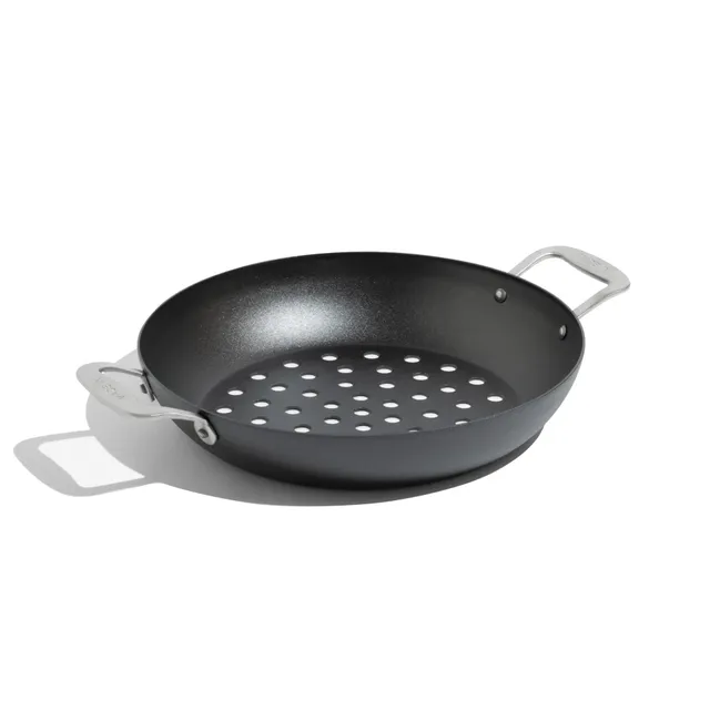 made-in-12-seasoned-carbon-steel-grill-basket-53-perforations-naturally-non-stic image 1