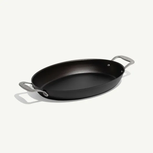 made-in-14-inch-pre-seasoned-carbon-steel-oval-gratin-dish image 1