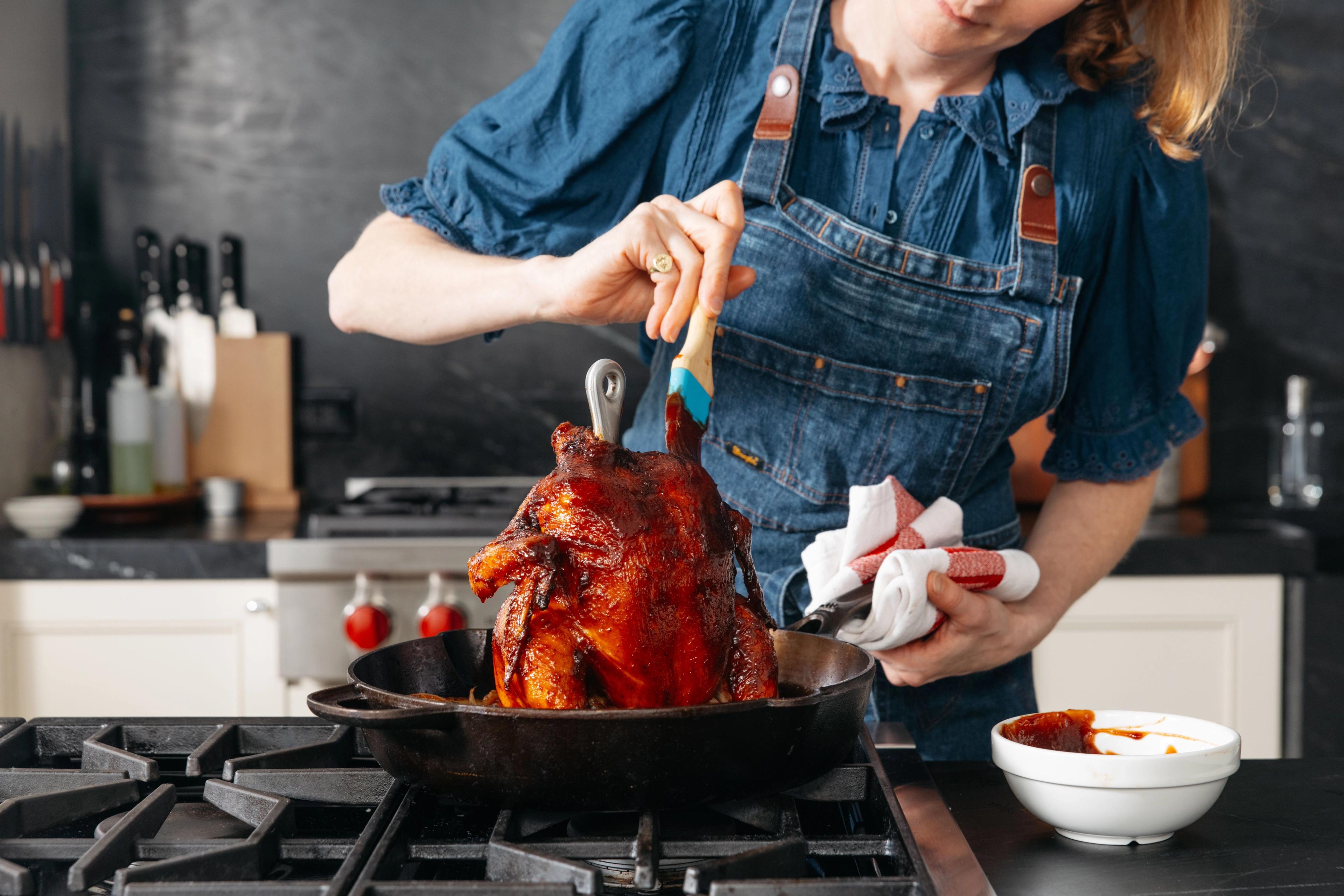 made-in-pollo-plug-304-stainless-steel-vertical-chicken-roaster image 3