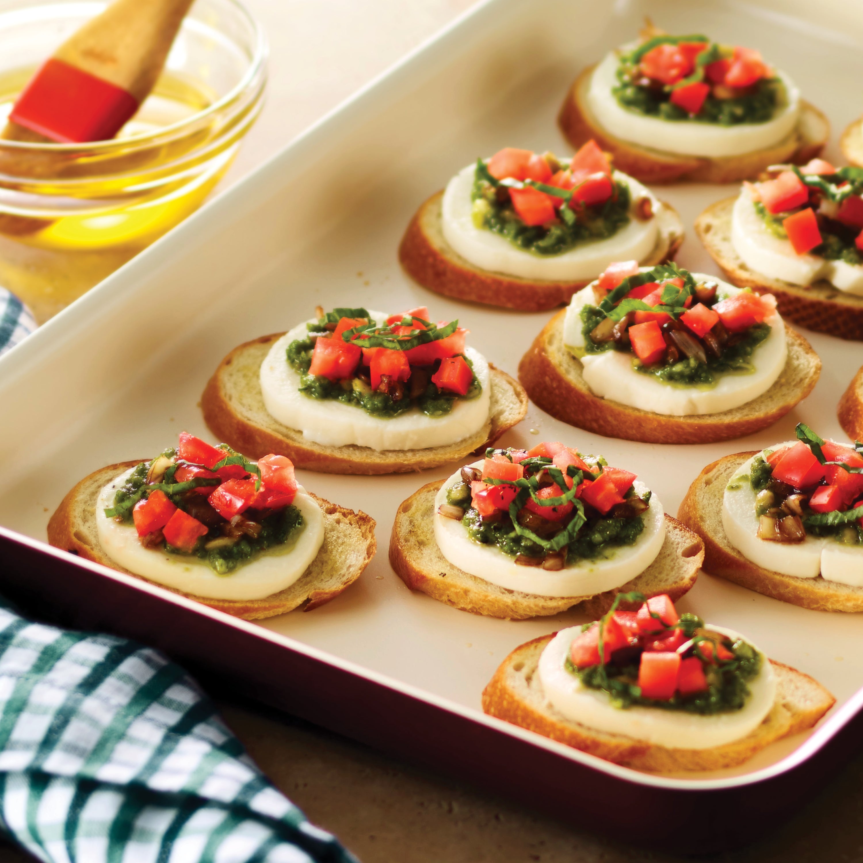 tramontina-16-x-11-inch-ceramic-baking-tray-metallic-copper-porcelain-enamel-bak image 3