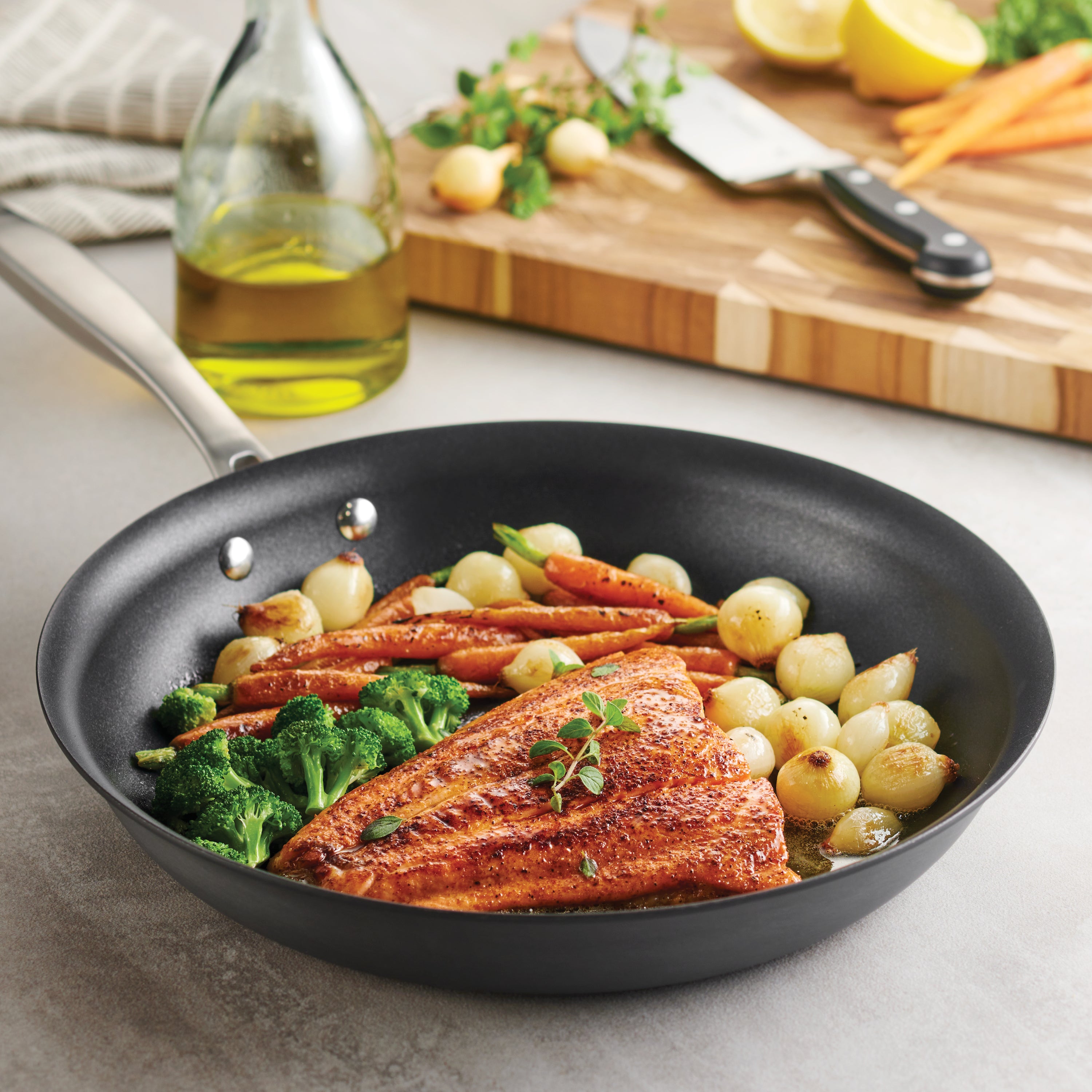 tramontina-2-piece-hard-anodized-nonstick-fry-pan-set-10-inch-and-12-inch image 5