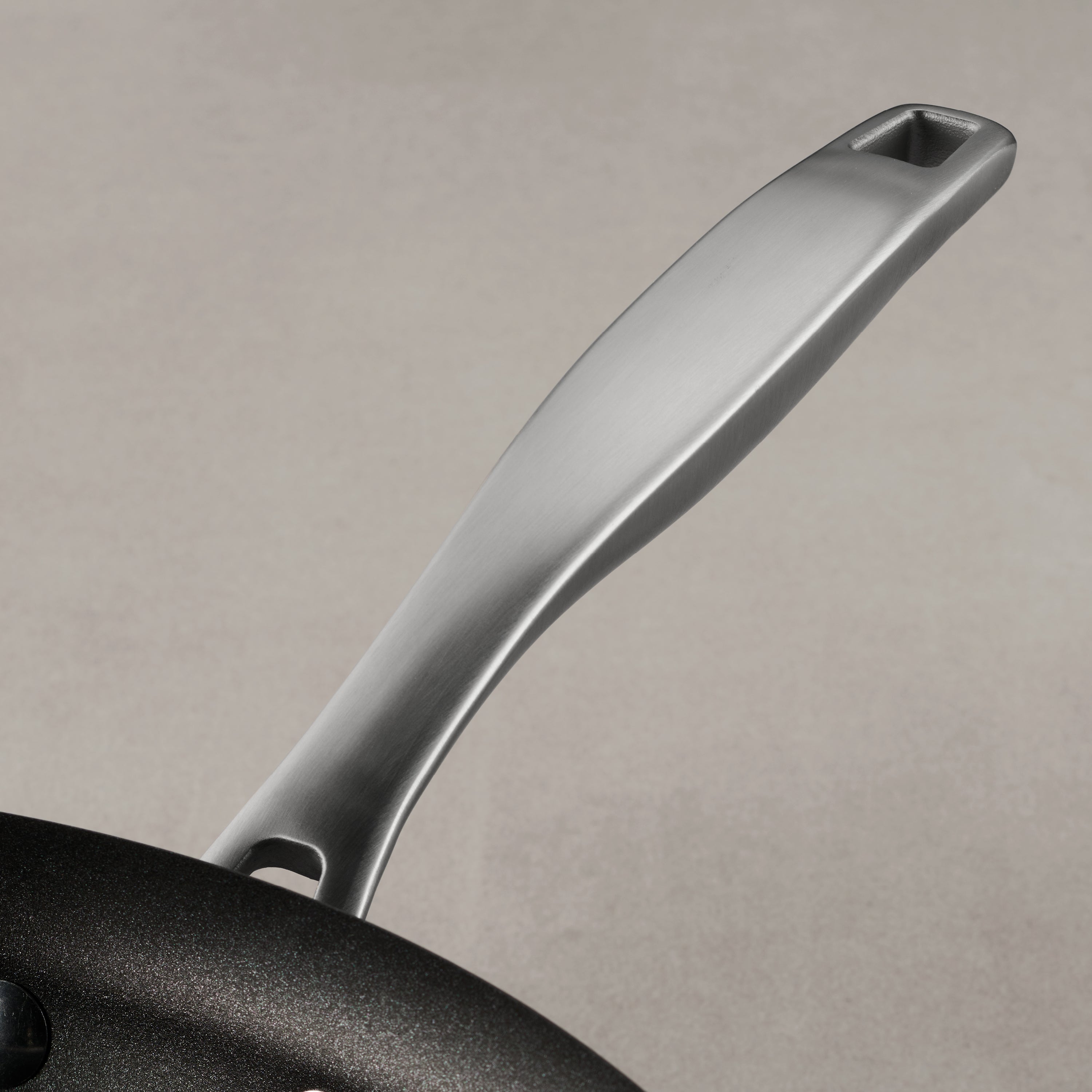 tramontina-2-piece-hard-anodized-nonstick-fry-pan-set-10-inch-and-12-inch image 3