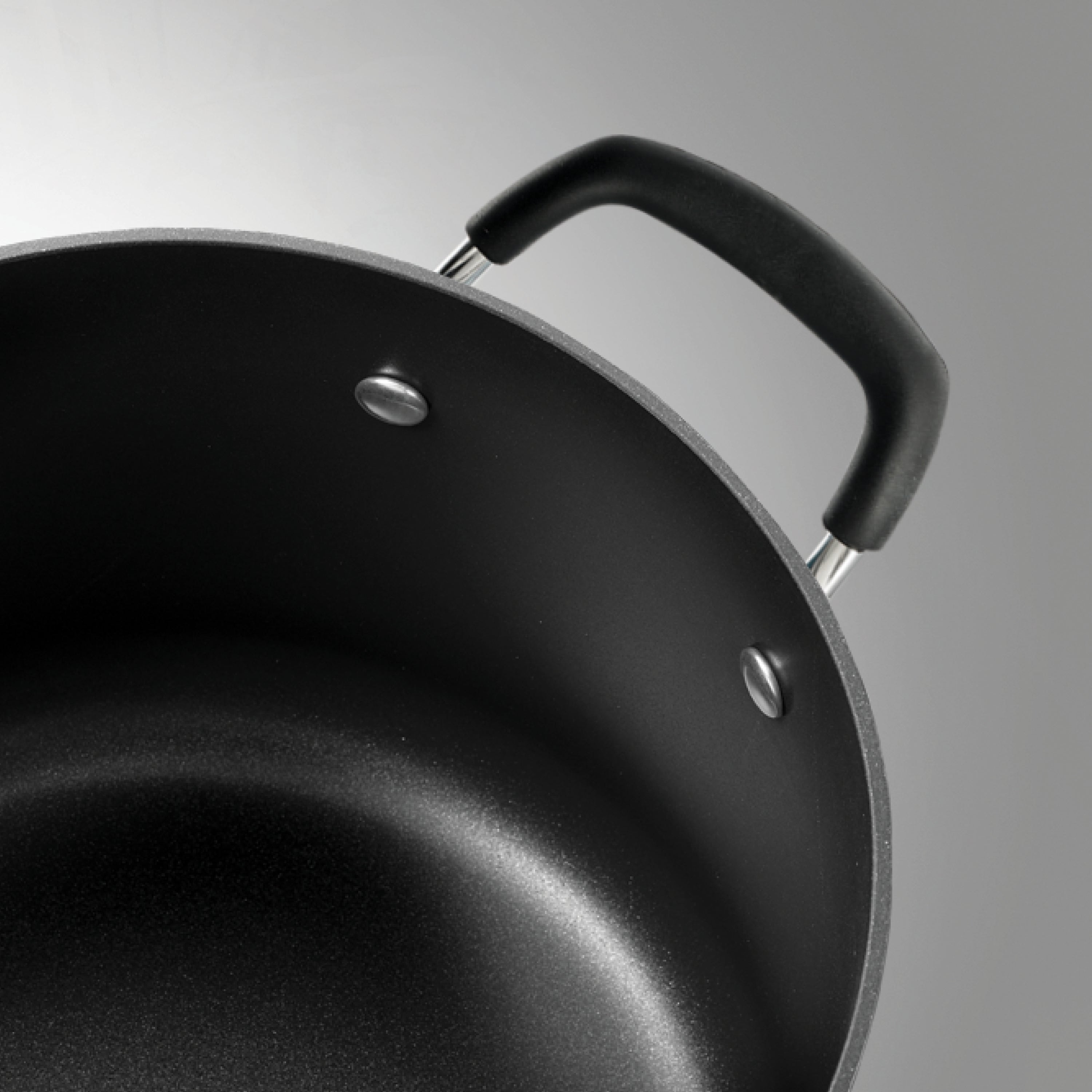 tramontina-4-piece-nonstick-aluminum-stock-pot-set-8-quart-12-quart-with-glass-l image 4