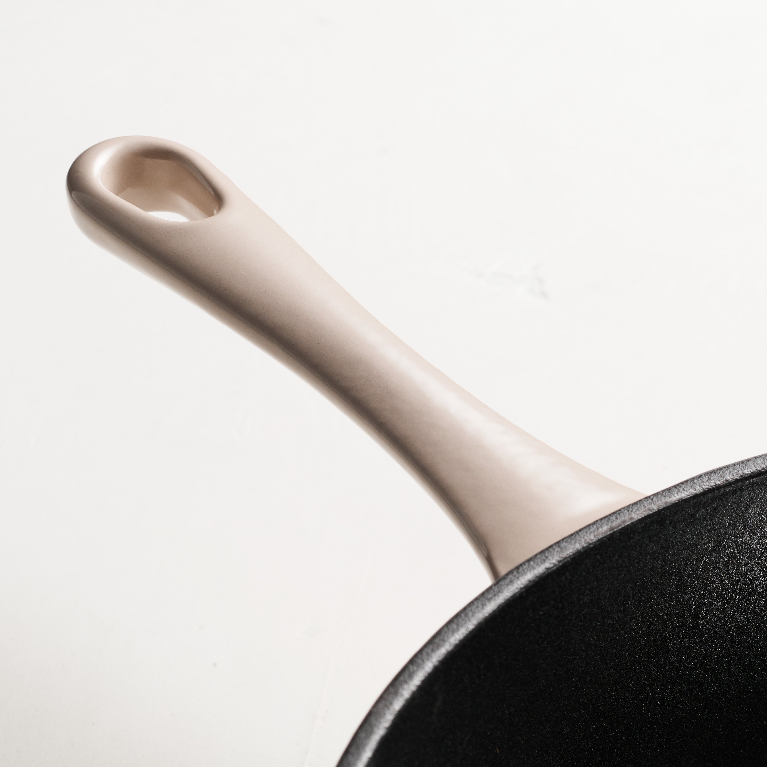 tramontina-9-inch-12-inch-enameled-cast-iron-skillet-set-2-piece-oven-safe-fry-p image 7