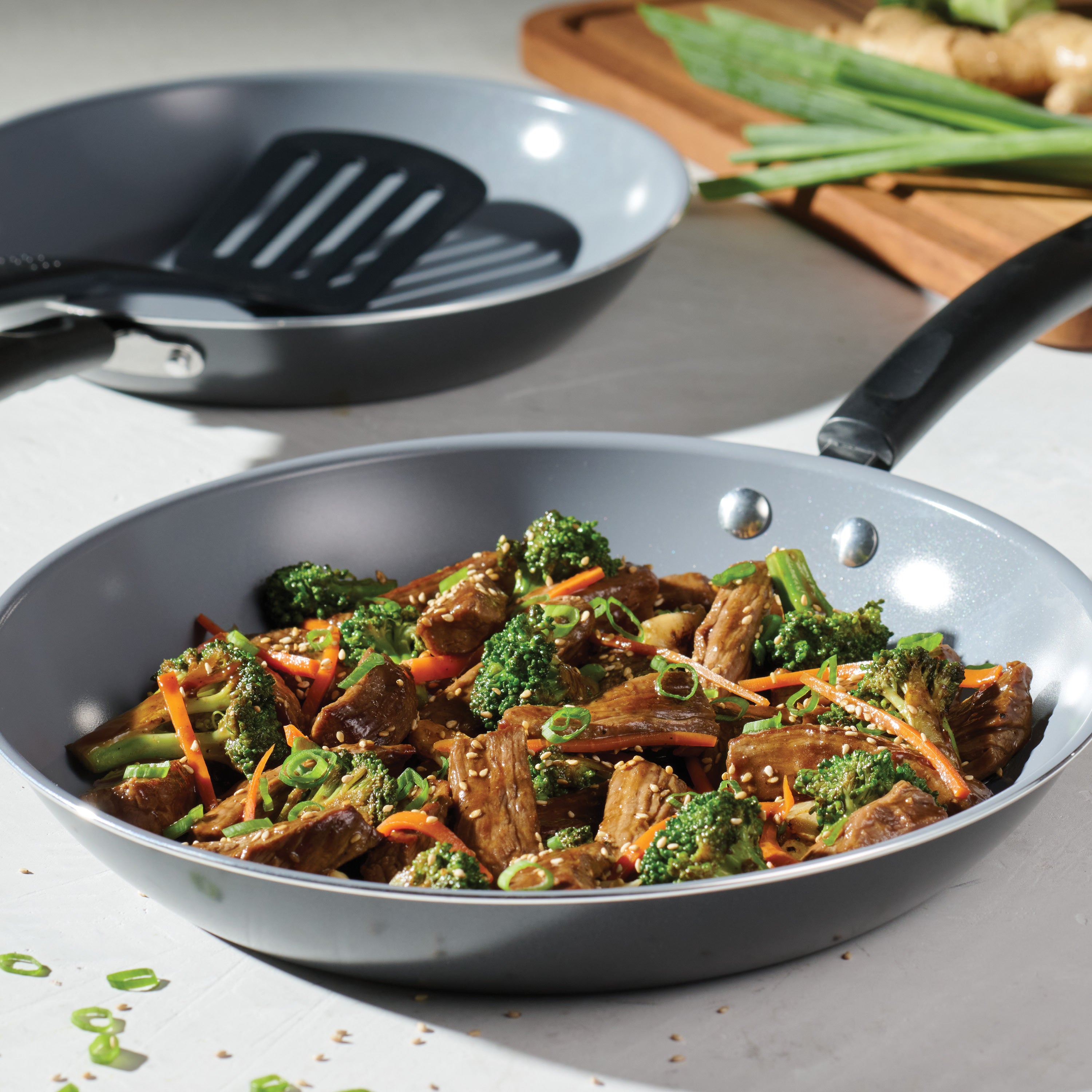 tramontina-primaware-2-piece-ceramic-nonstick-saut-pan-set-9-5-and-11-steel-gray image 2