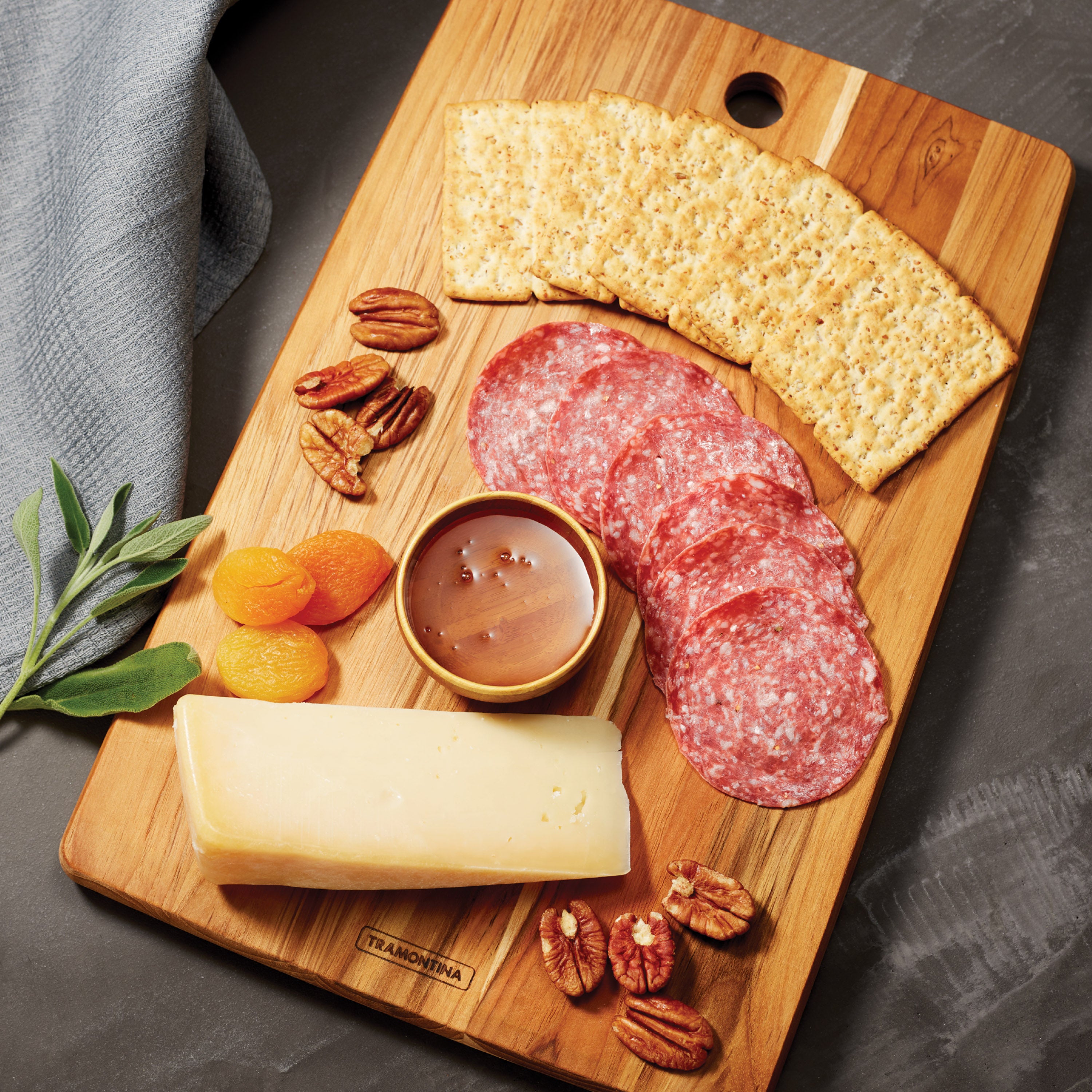 tramontina-3-piece-teak-wood-kitchen-cutting-and-serving-board-set-with-handles image 4