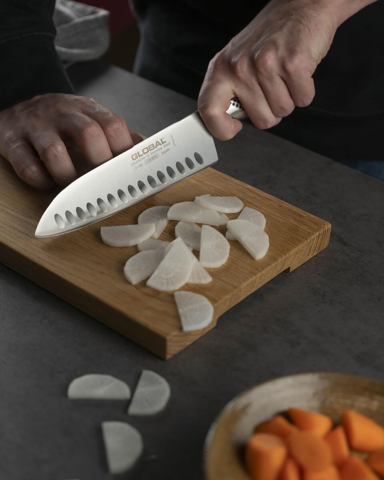 global-g-80338-3-piece-knife-set-g-80-7-hollow-ground-santoku-gs-3-5-cook-s-knif image 3