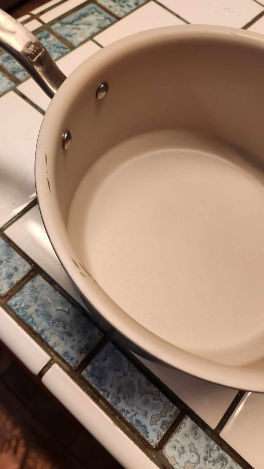 Lid doesn't fit well
