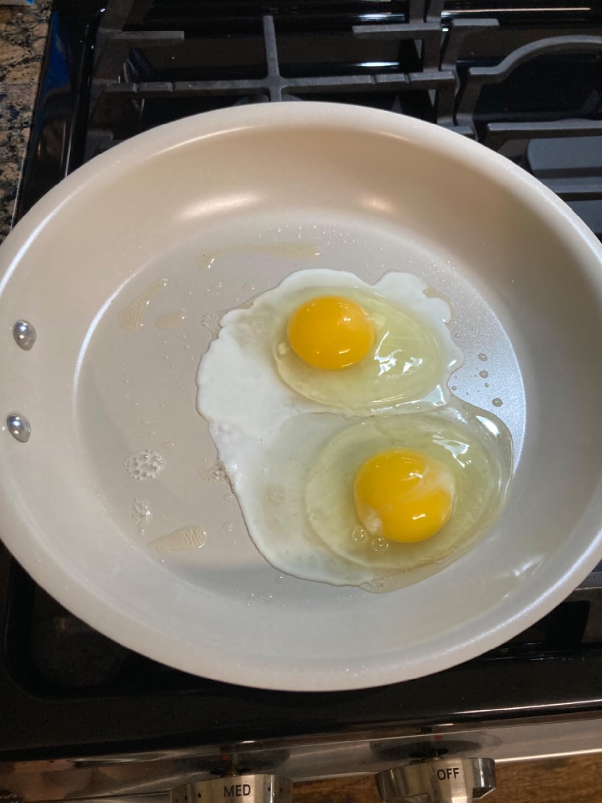 Great pan, use medium heat