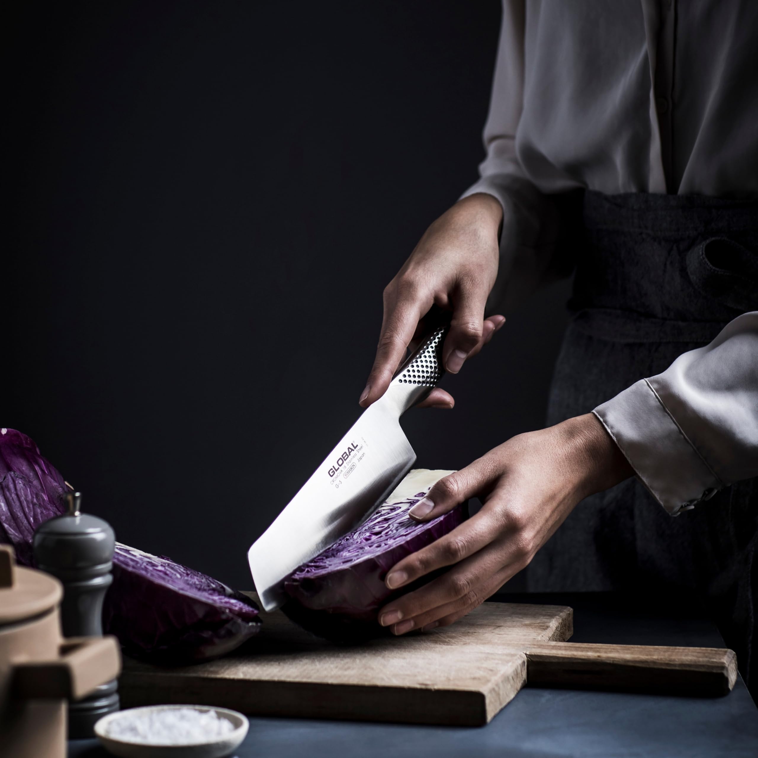 global-g-5-7-nakiri-vegetable-knife-molybdenum-vanadium-stainless-steel image 3