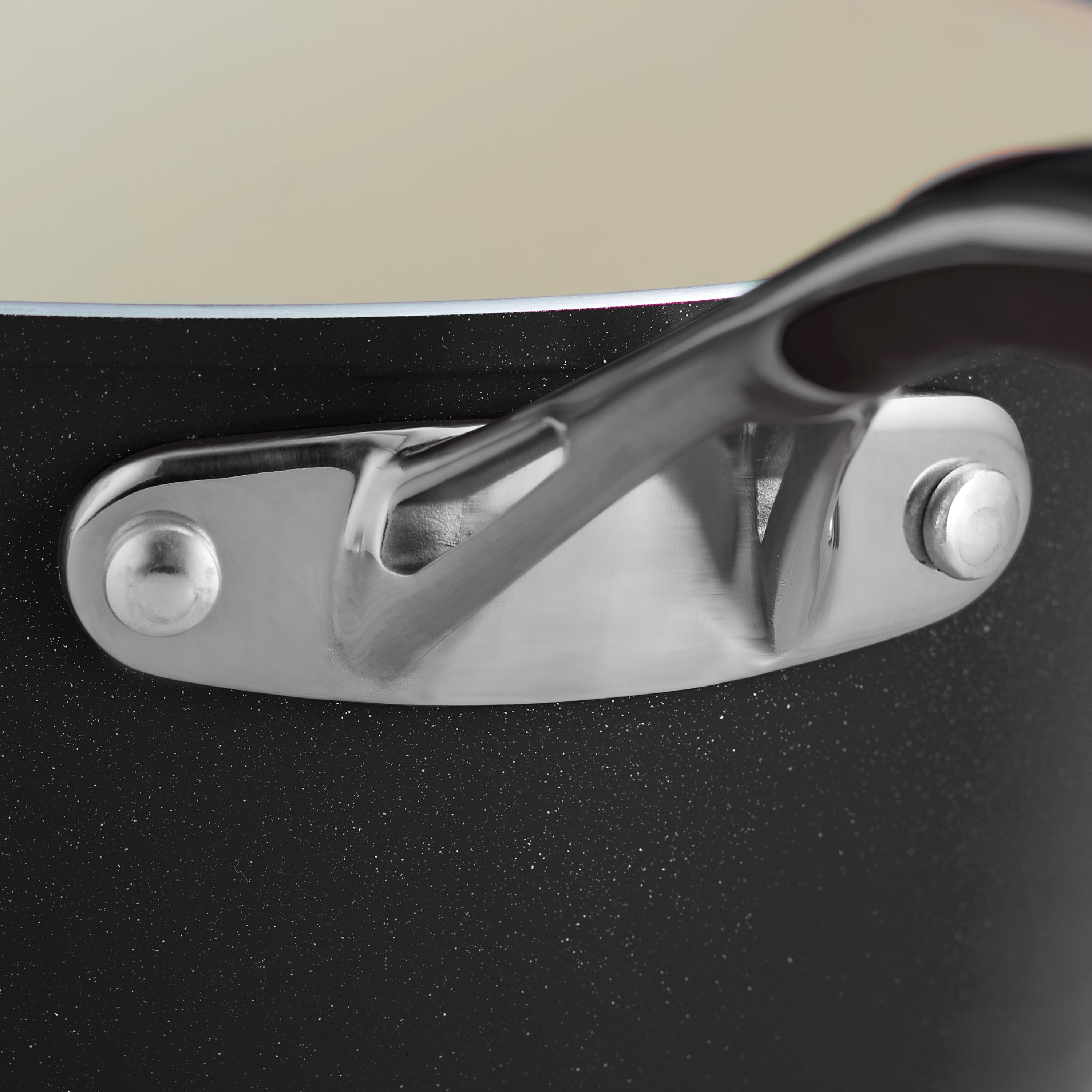 tramontina-ceramica-deluxe-ceramic-sauce-pan-with-lid-heavy-gauge-aluminum-nonst image 6