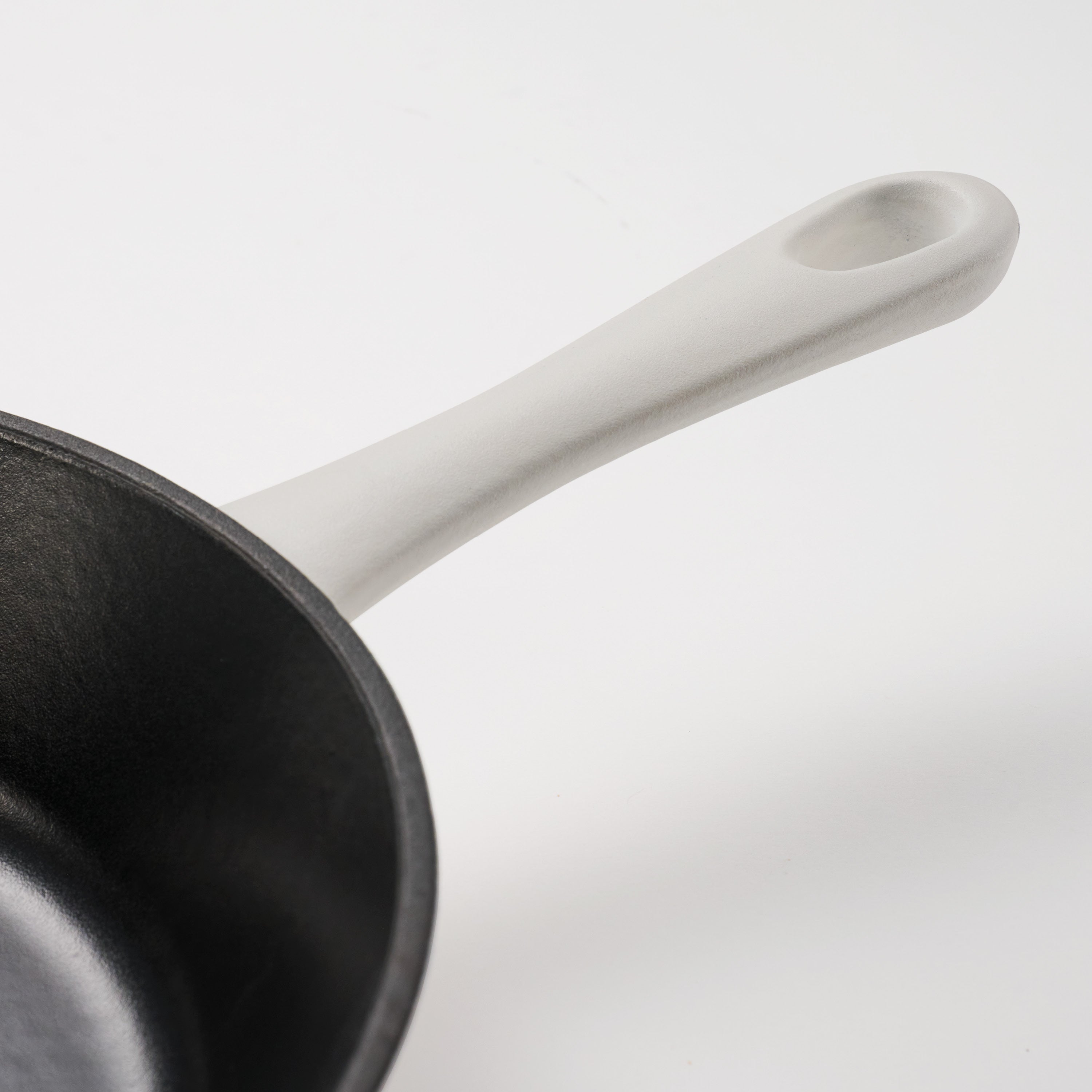 tramontina-mesa-10-inch-enameled-cast-iron-skillet-with-dual-pour-spouts-no-seas image 7