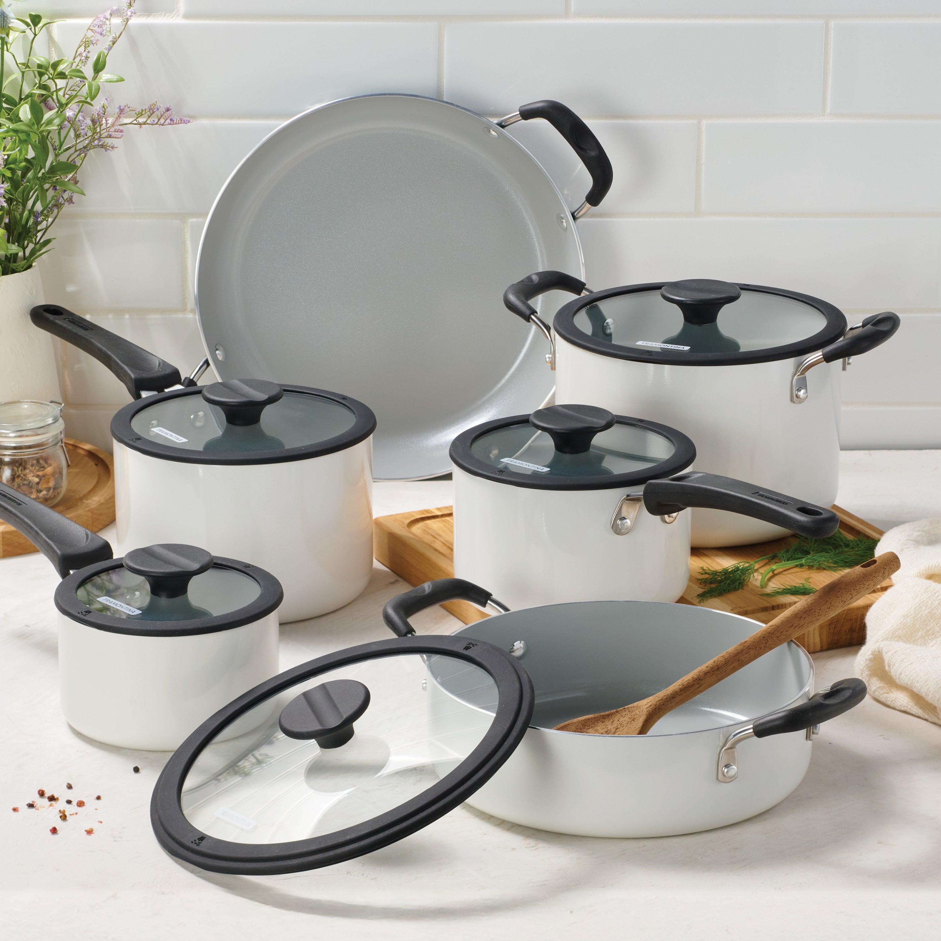 tramontina-nesting-11-piece-ceramic-nonstick-cookware-set-heavy-gauge-aluminum-w image 6