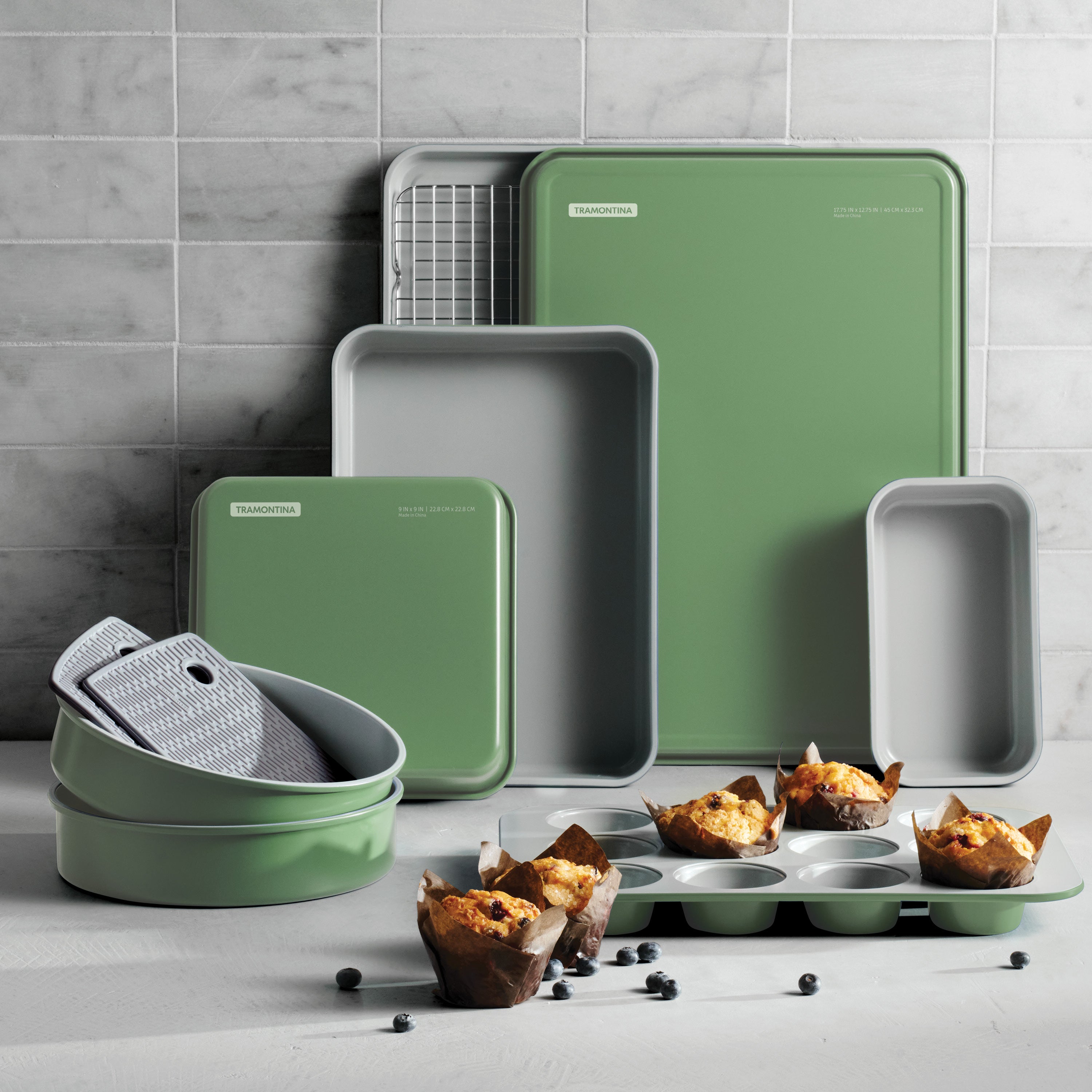 tramontina-9-piece-ceramic-nonstick-bakeware-set-aluminized-steel-with-xeradur-b image 2