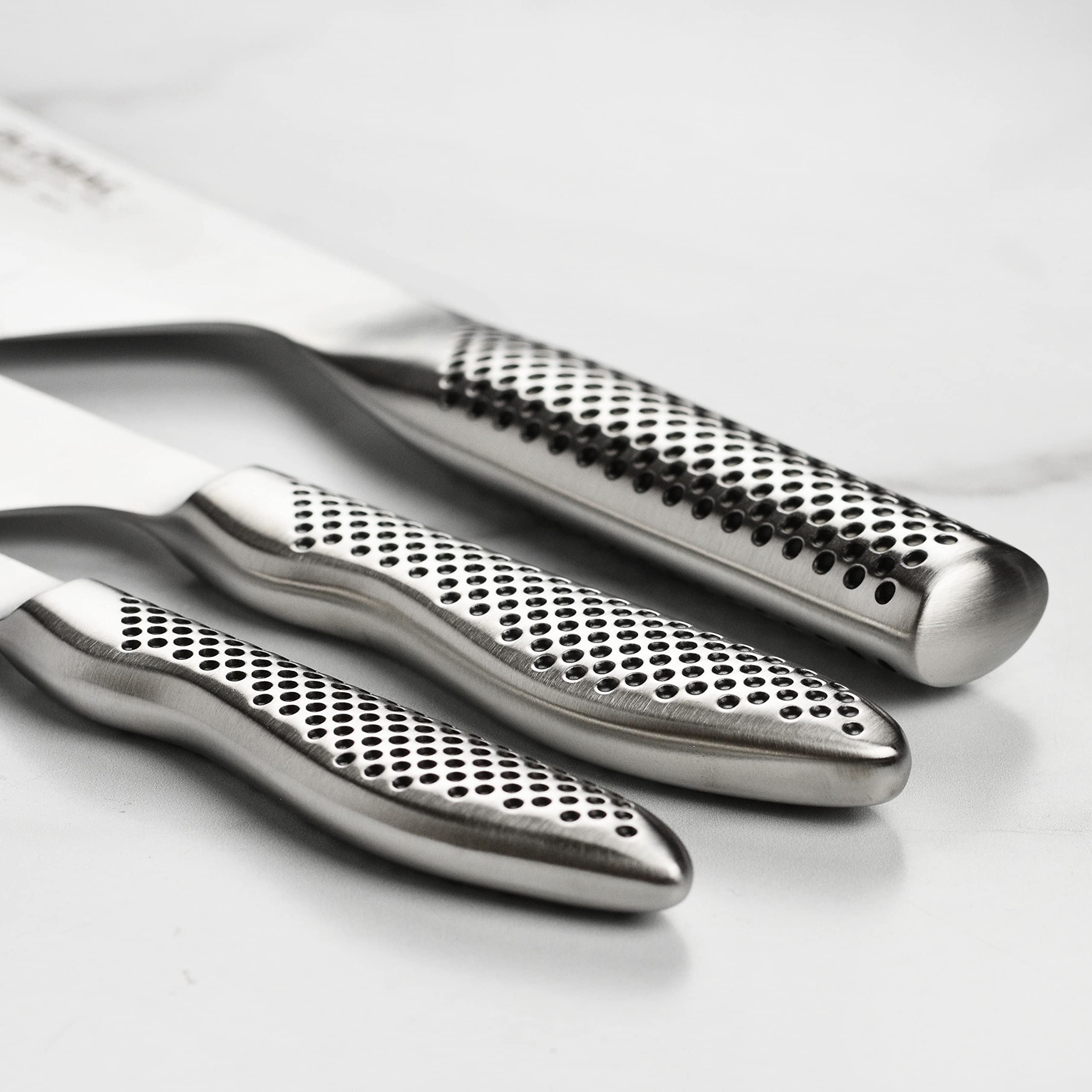 global-3-piece-knife-set-7-hollow-edge-asian-chef-s-5-prep-3-5-paring-cromova-18 image 3