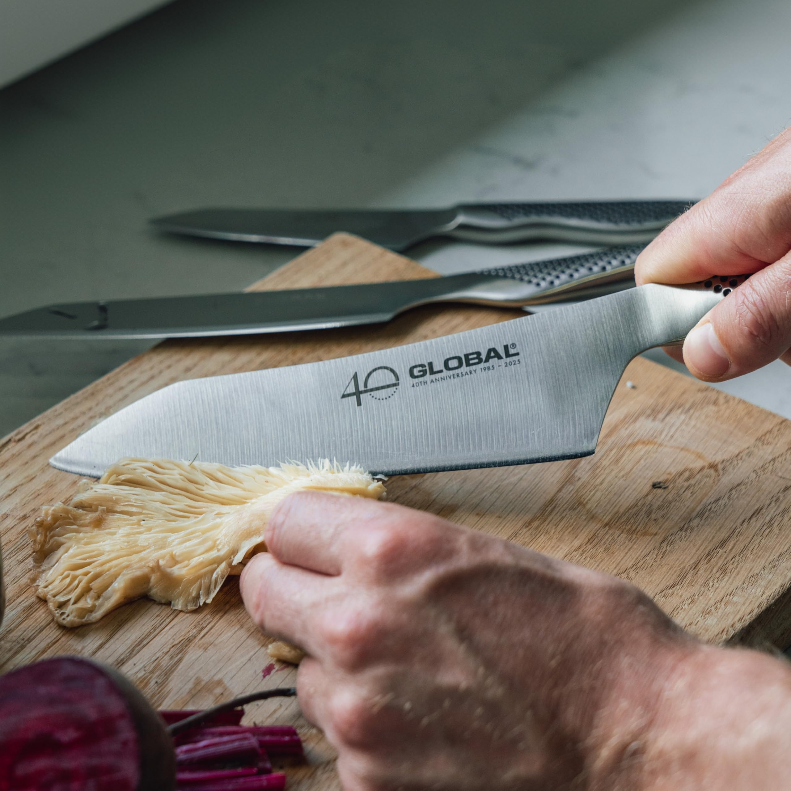 global-40th-anniversary-3-piece-knife-set-cromova-18-stainless-steel-made-in-jap image 3