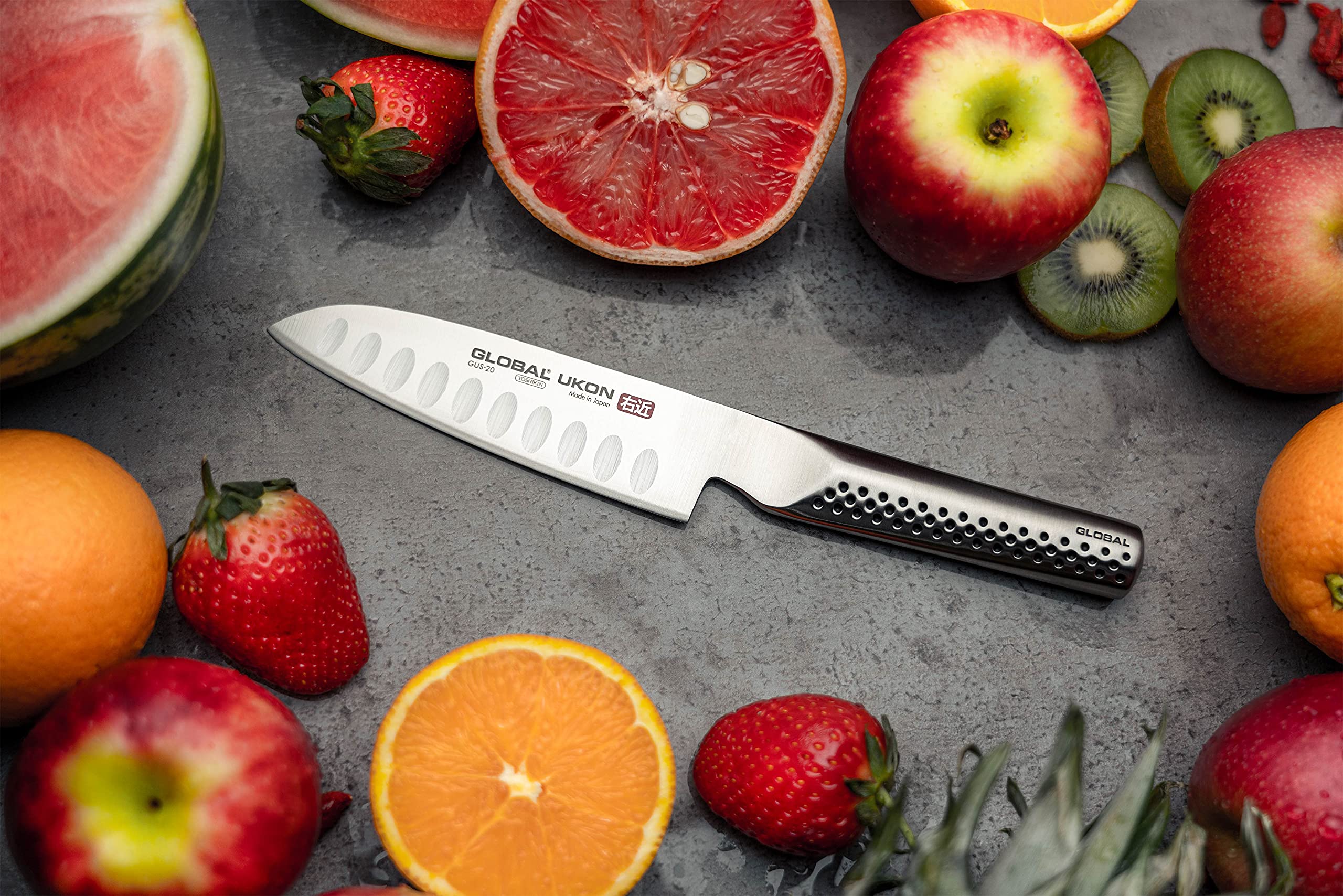 global-ukon-gus-20-5-inch-hollow-ground-santoku-knife image 3