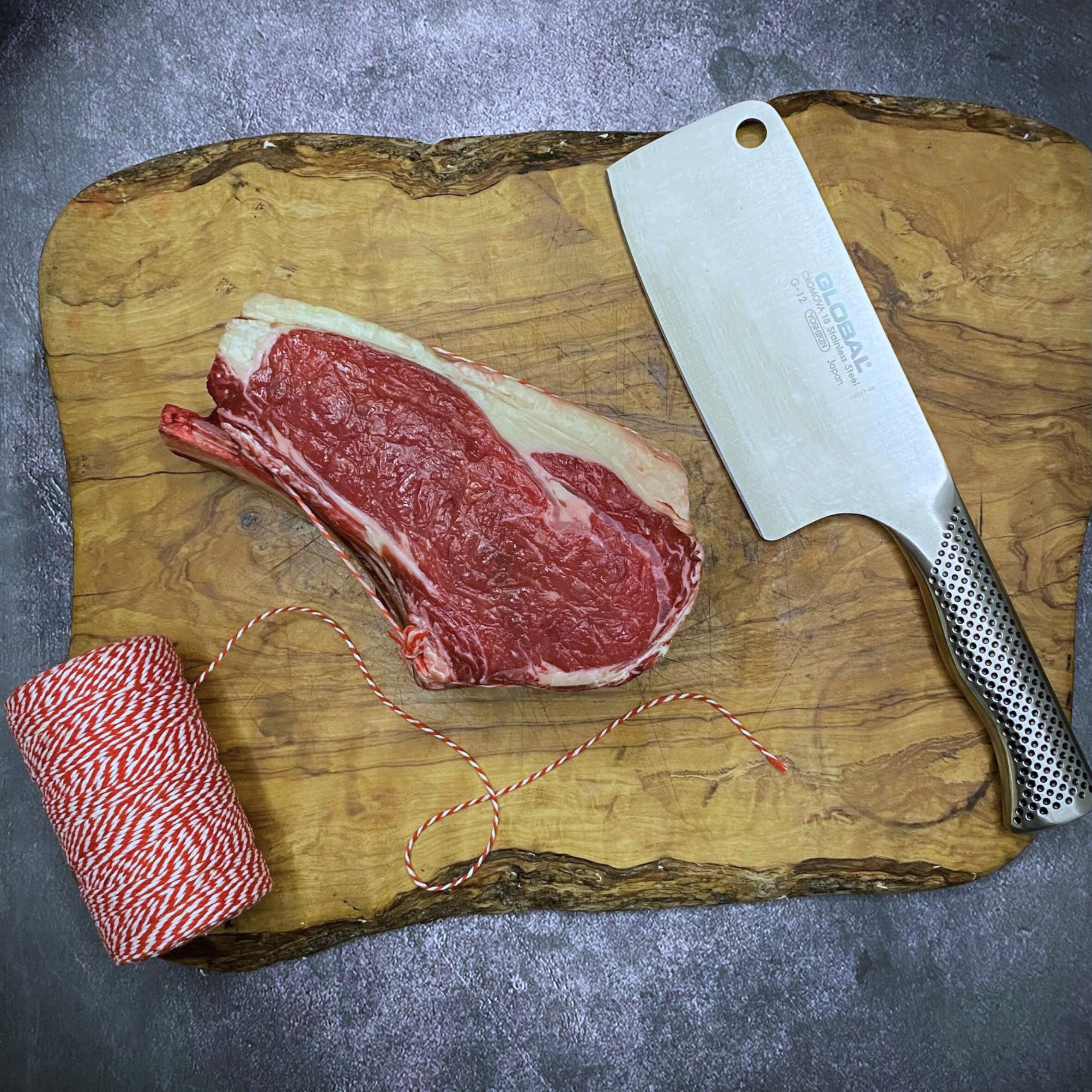 global-g-12-6-1-2-meat-cleaver-bolsterless-all-stainless-butcher-cleaver-razor-s image 5