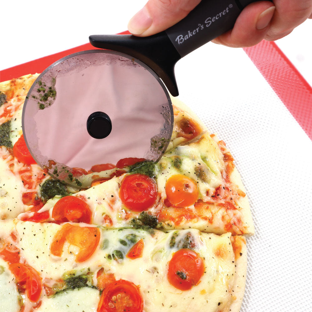 baker-s-secret-stainless-steel-pizza-wheel-cutter-with-easy-grip-nylon-handle image 4