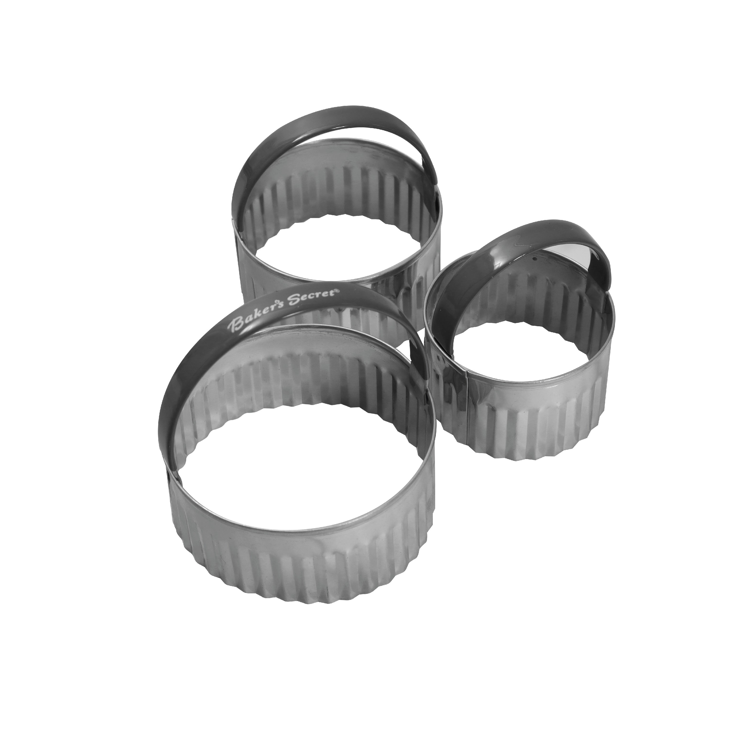 baker-s-secret-set-of-3-scalloped-stainless-steel-cookie-cutters-5-5-6-5-7-5 image 2
