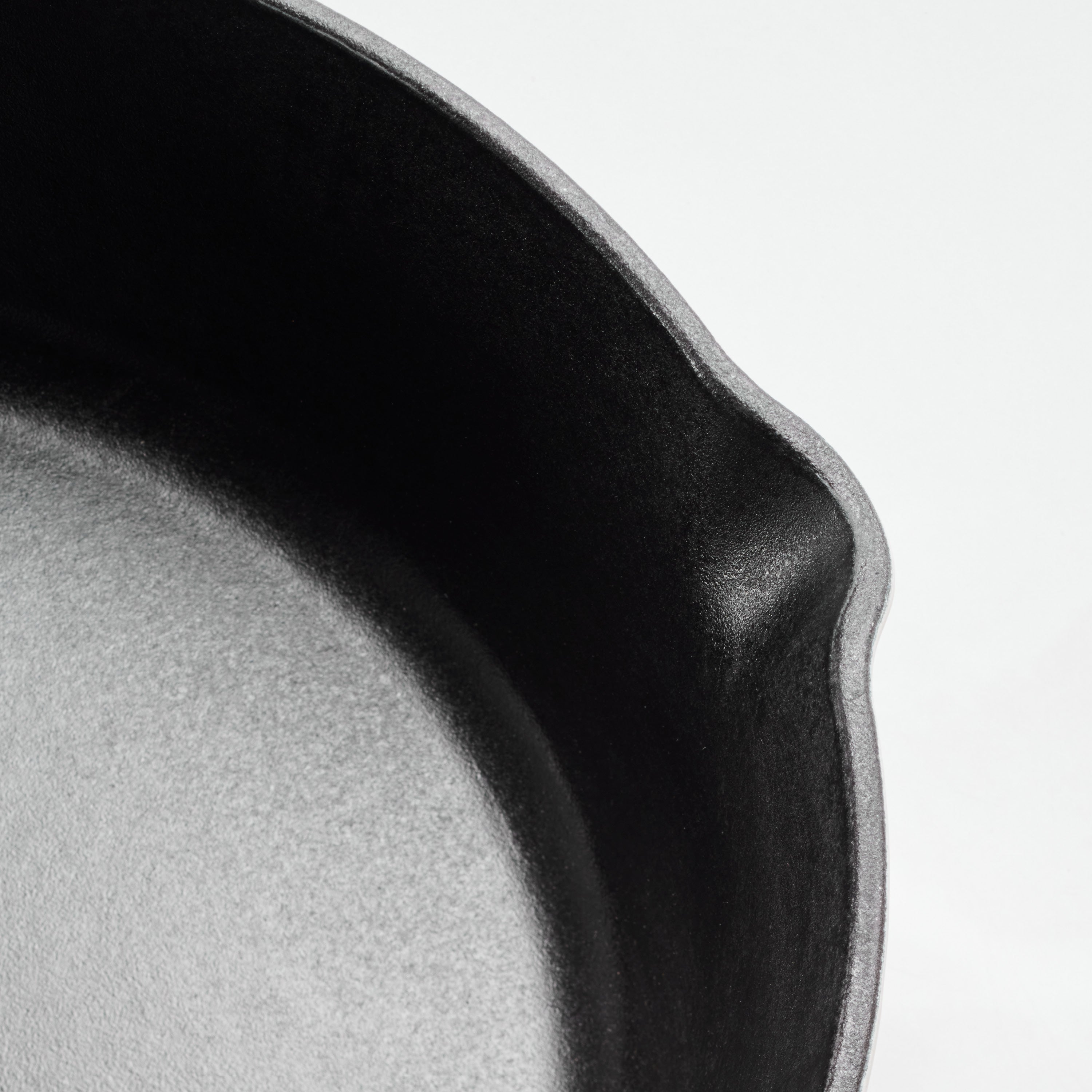 tramontina-bestow-10-inch-enameled-cast-iron-covered-skillet image 3