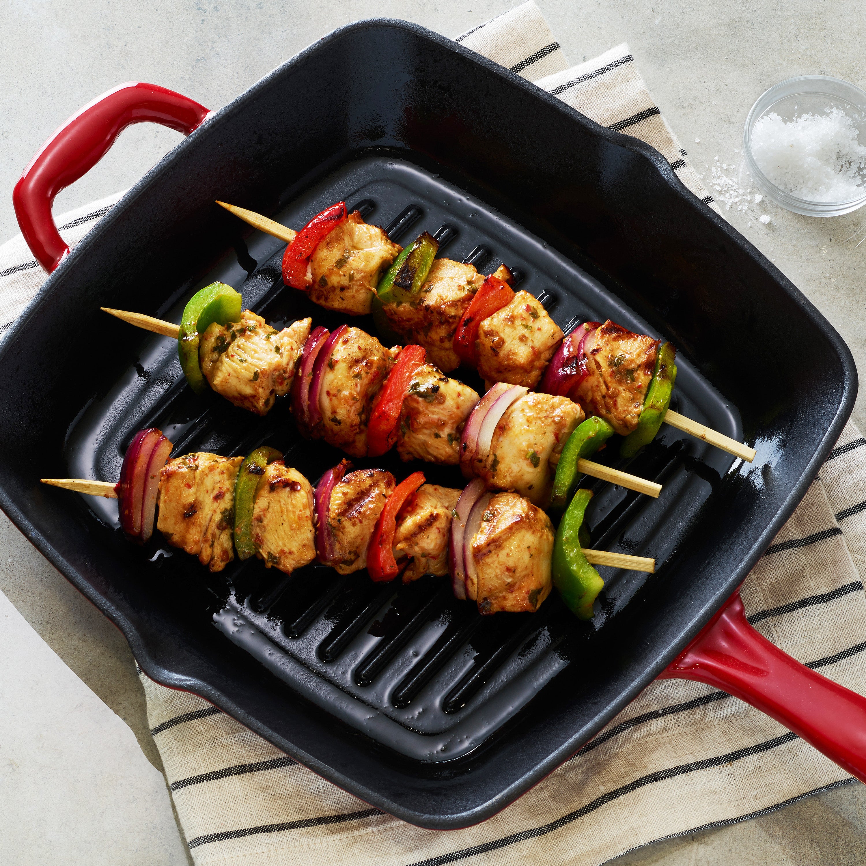 tramontina-bestow-11-in-enameled-cast-iron-grill-pan-gradated-red image 2