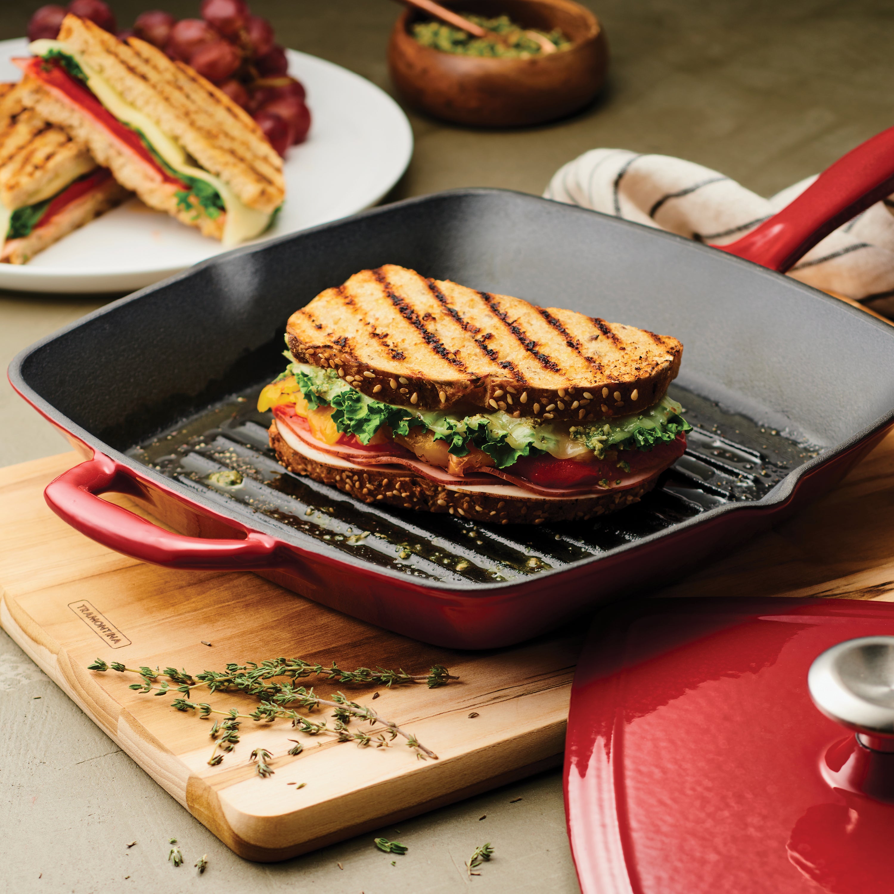 tramontina-bestow-11-in-enameled-cast-iron-grill-pan-with-press-gradated-red-no- image 8