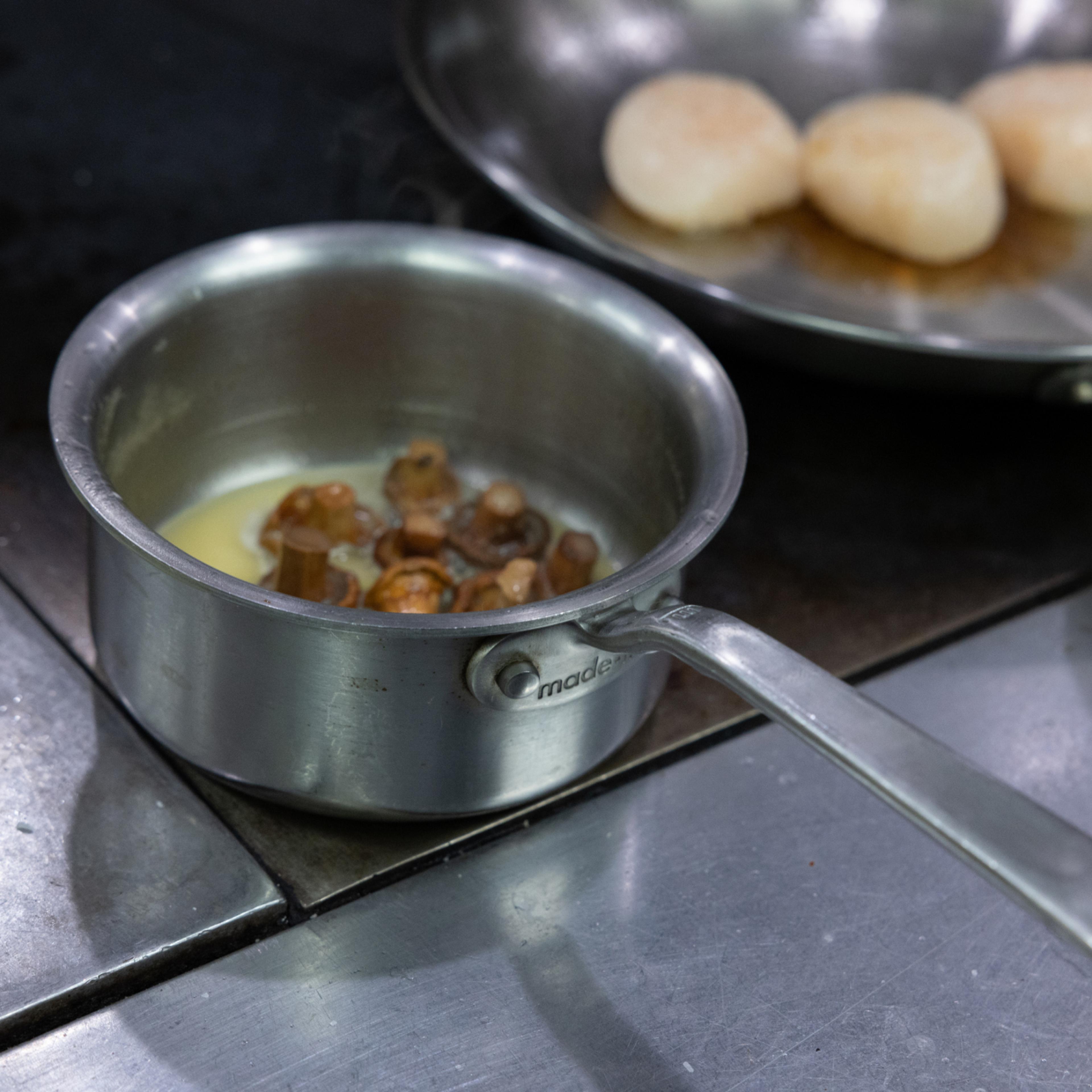made-in-chef-stainless-kit-3-piece-award-winning-stainless-clad-cookware-bundle image 2