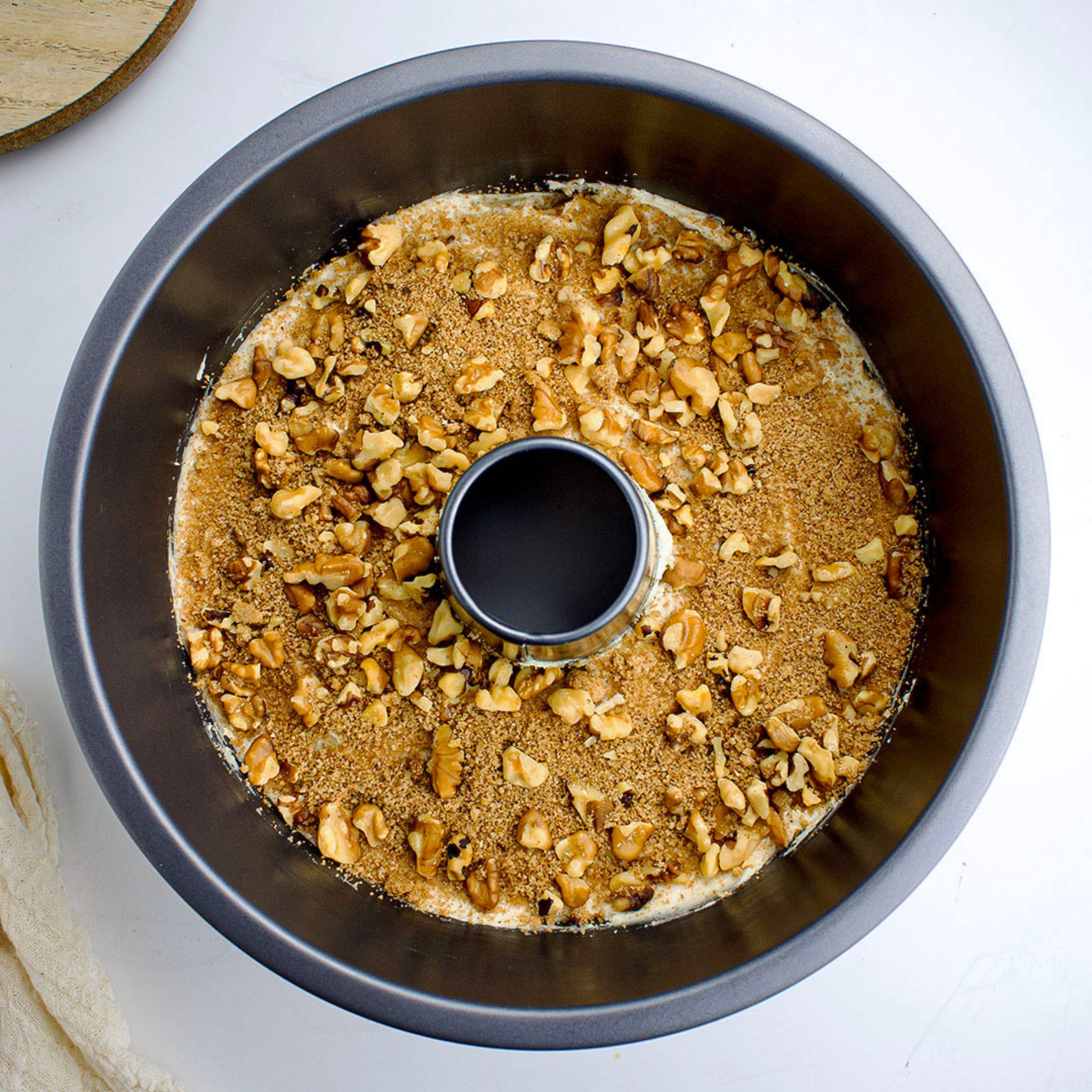 baker-s-secret-angel-cake-pan-10-2-non-stick-carbon-steel-oven-safe-to-450-f image 4