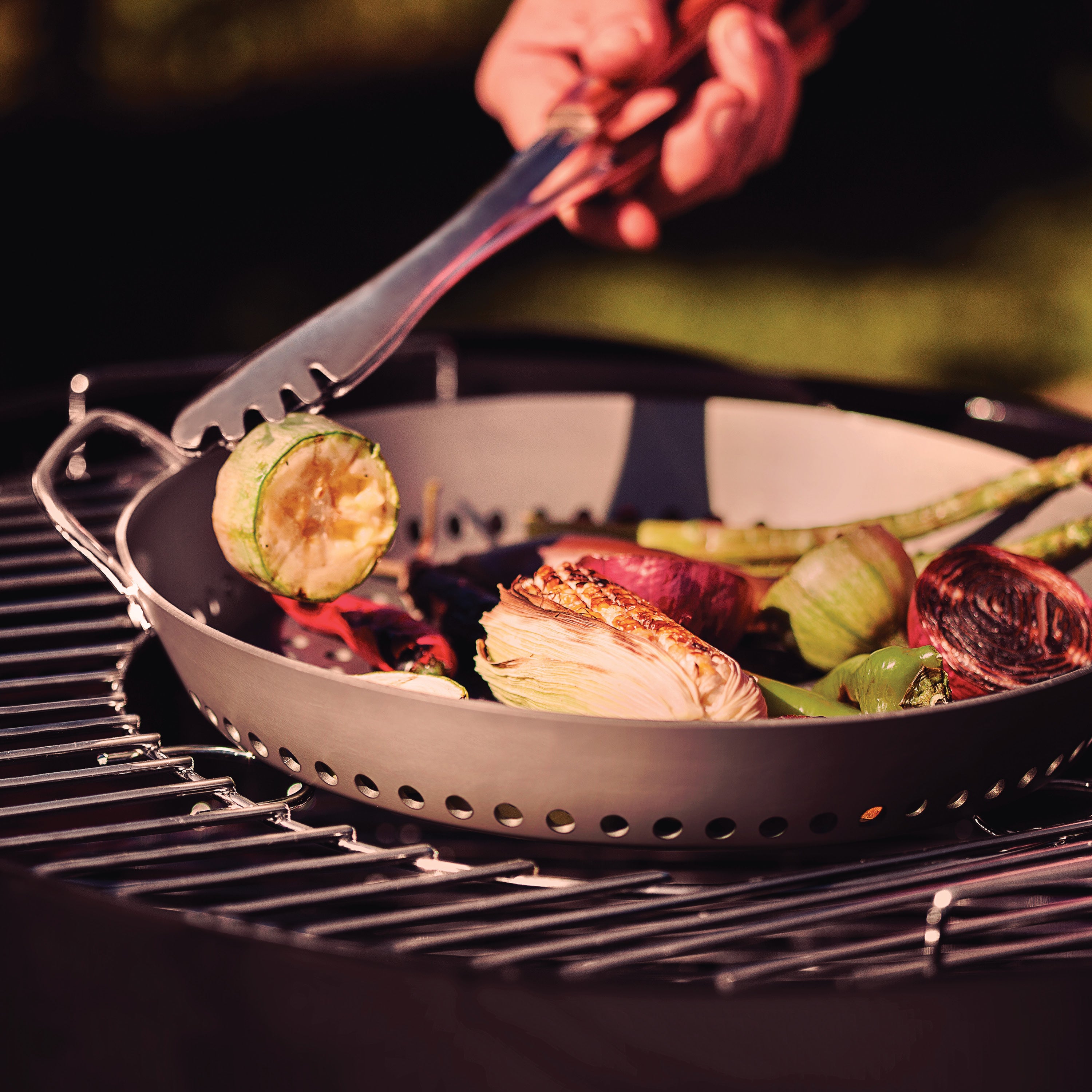 tramontina-churrasco-bbq-12-in-round-carbon-steel-grill-pan-with-vented-bottom-a image 2