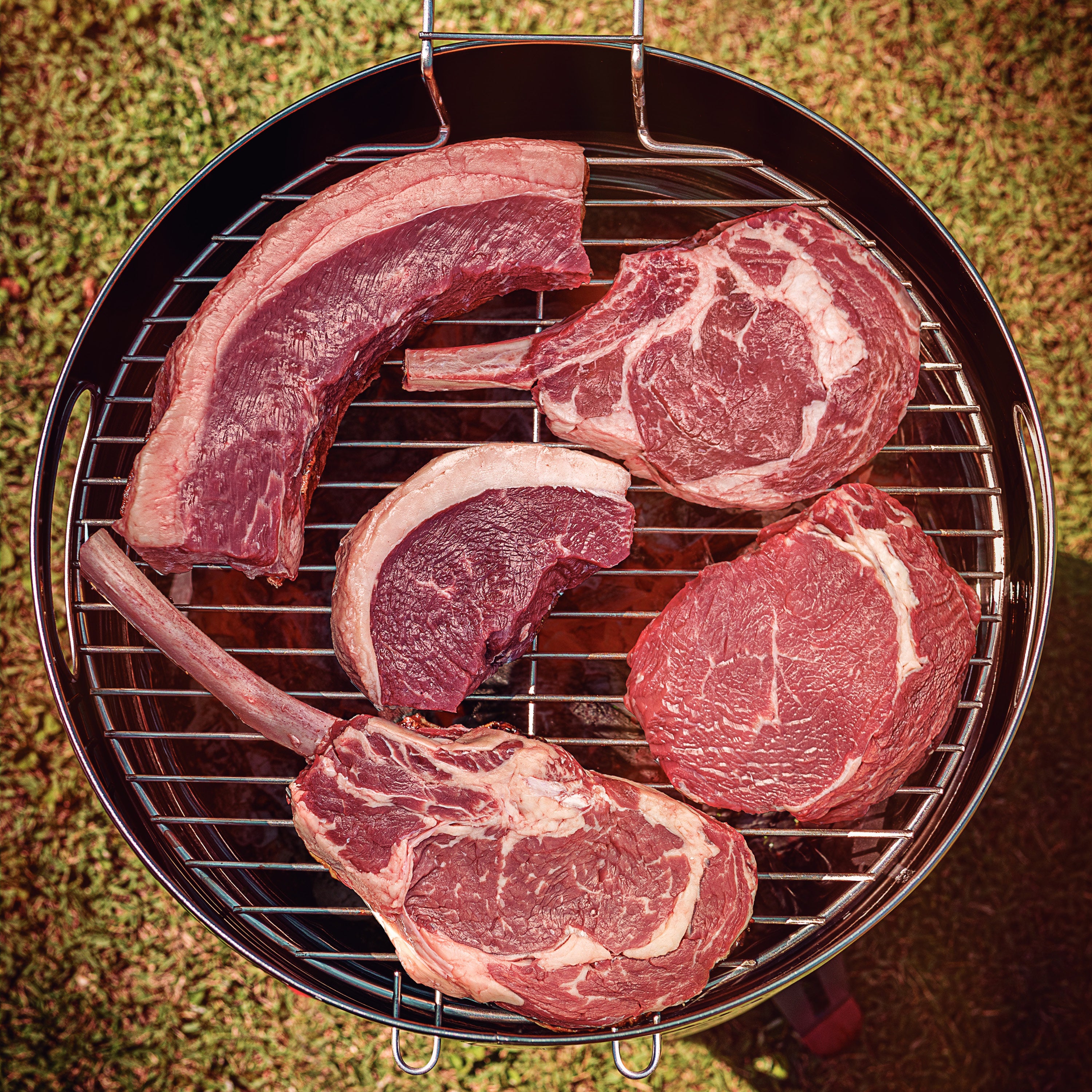 tramontina-15-5-inch-stainless-steel-round-bbq-charcoal-grill-with-lid-and-stand image 4