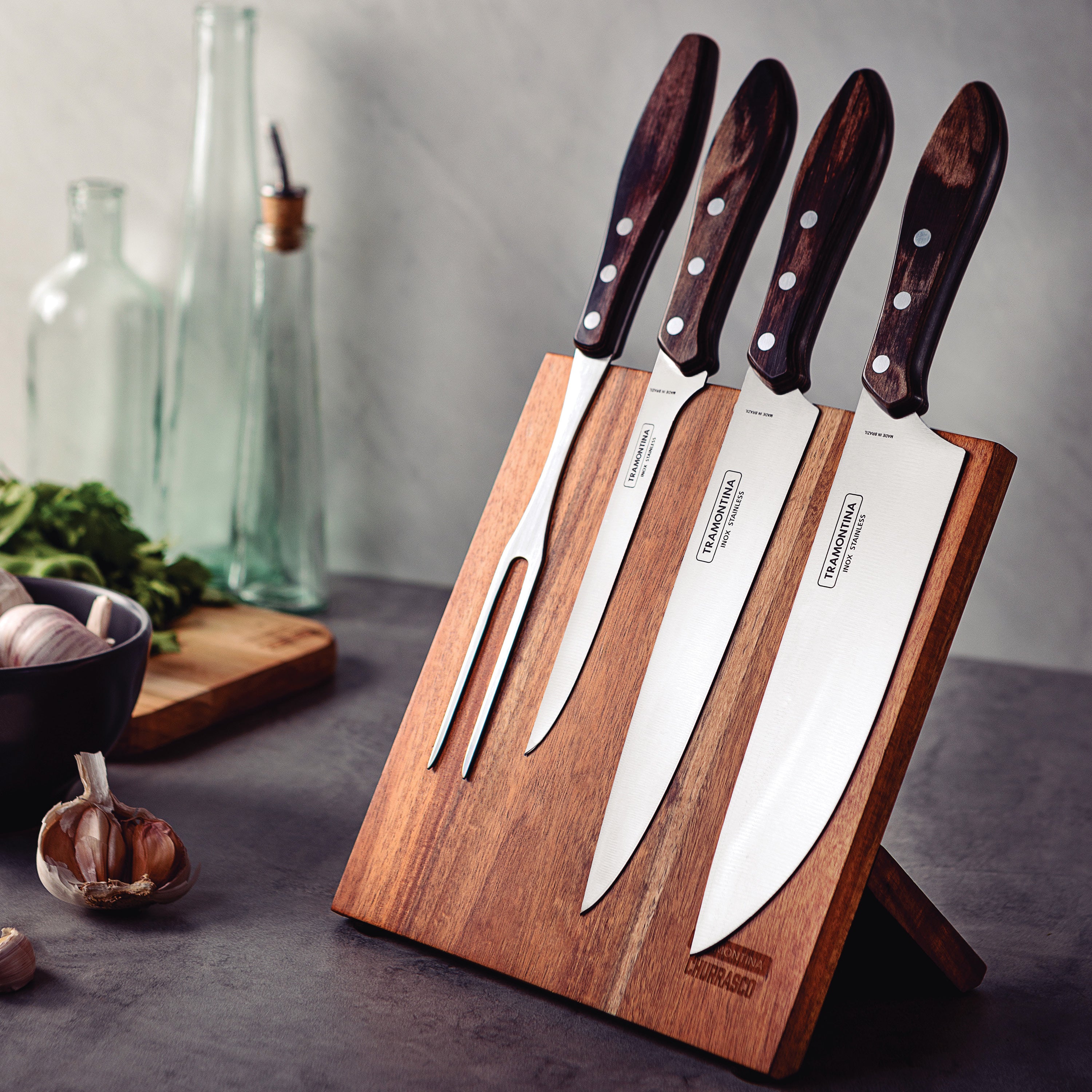 tramontina-churrasco-bbq-5-piece-cutlery-set-with-magnetic-wood-block image 2