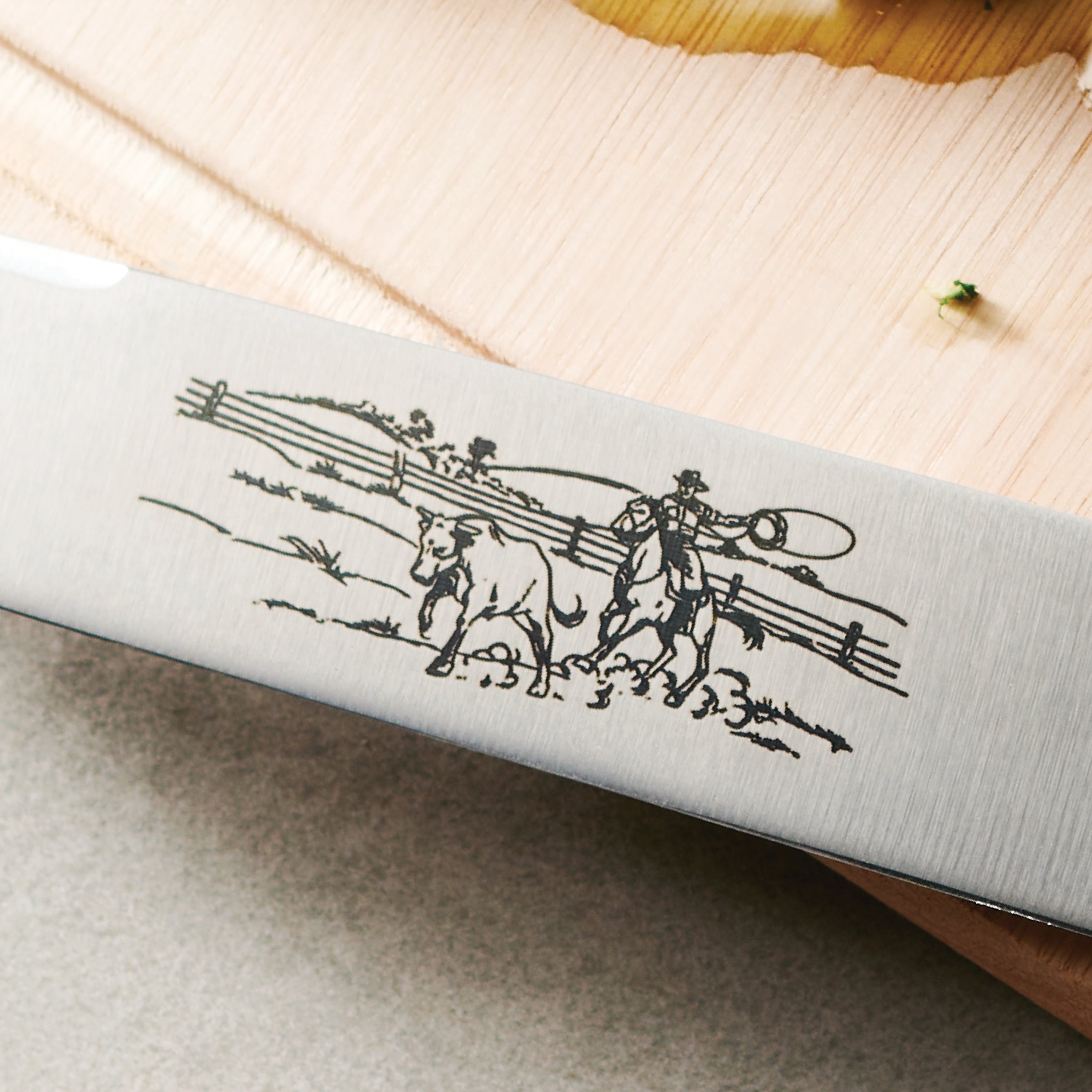 tramontina-churrasco-7-in-gaucho-style-bbq-knife-with-leather-sheath-full-tang-h image 3