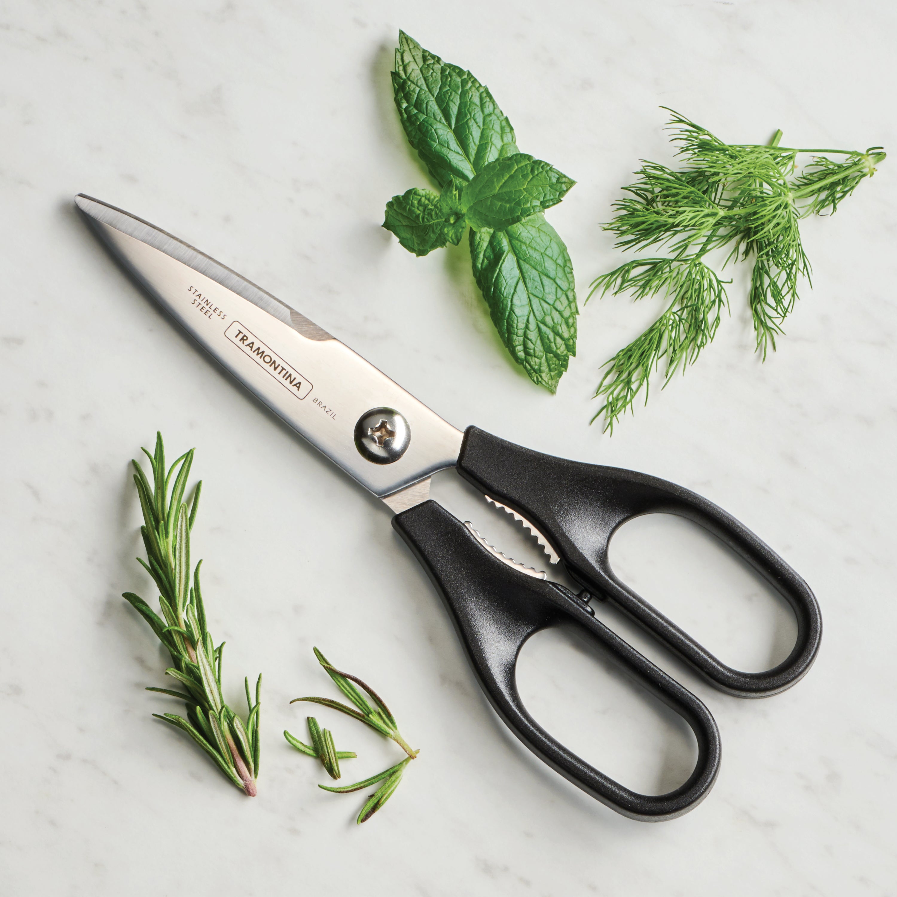 tramontina-stainless-steel-kitchen-shears-with-satin-finish-and-black-polypropyl image 2
