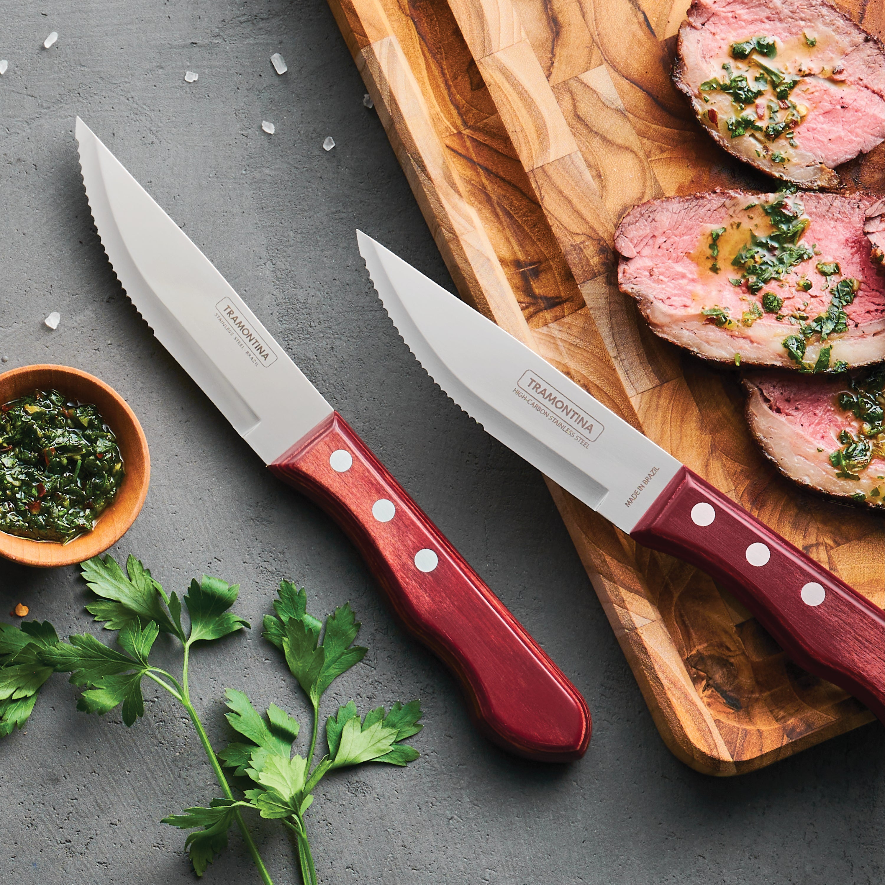 tramontina-porterhouse-5-piece-serrated-steak-knife-set-with-hardwood-counter-bl image 3