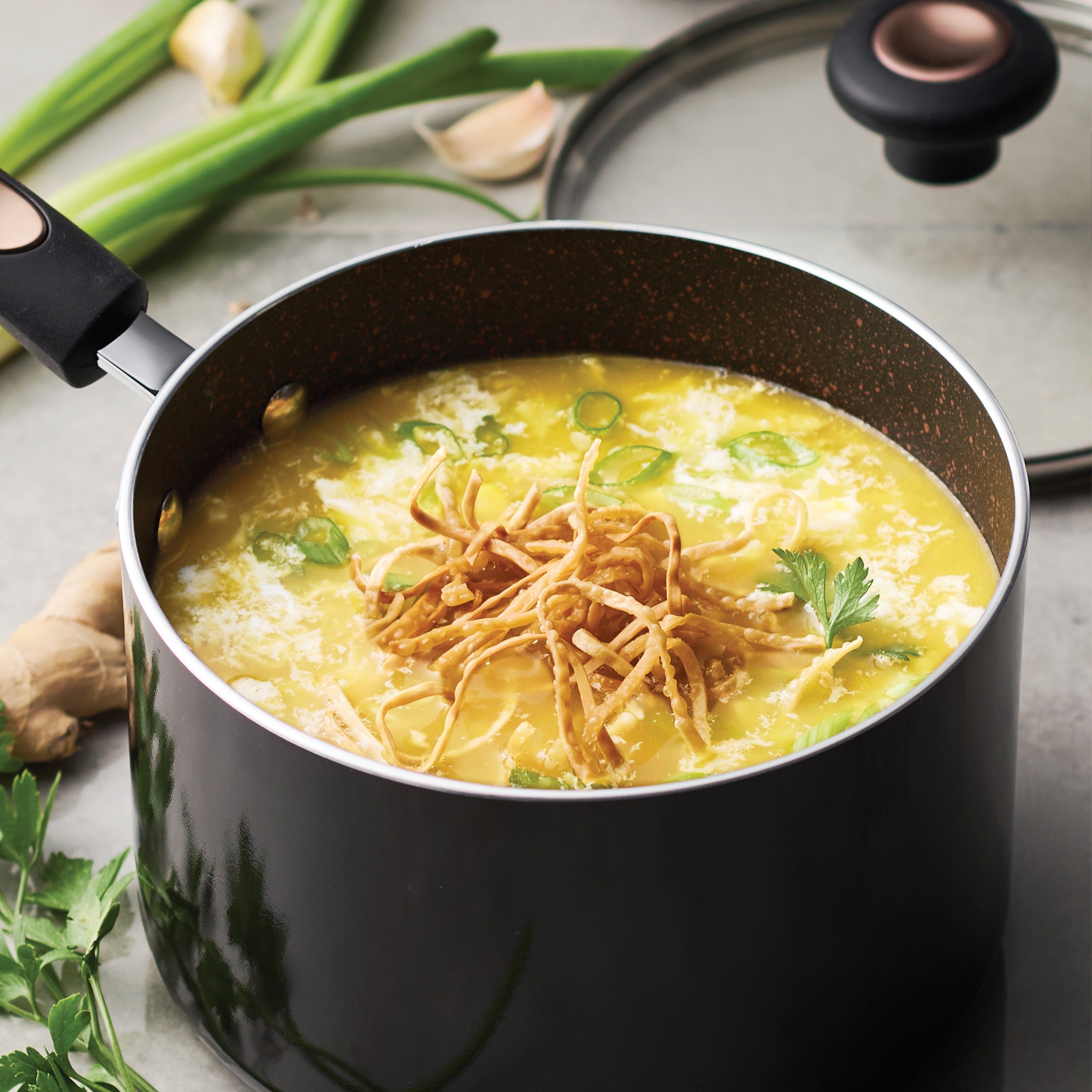 tramontina-pots-pans-aluminum-nonstick-covered-sauce-pan-with-tempered-glass-lid image 4