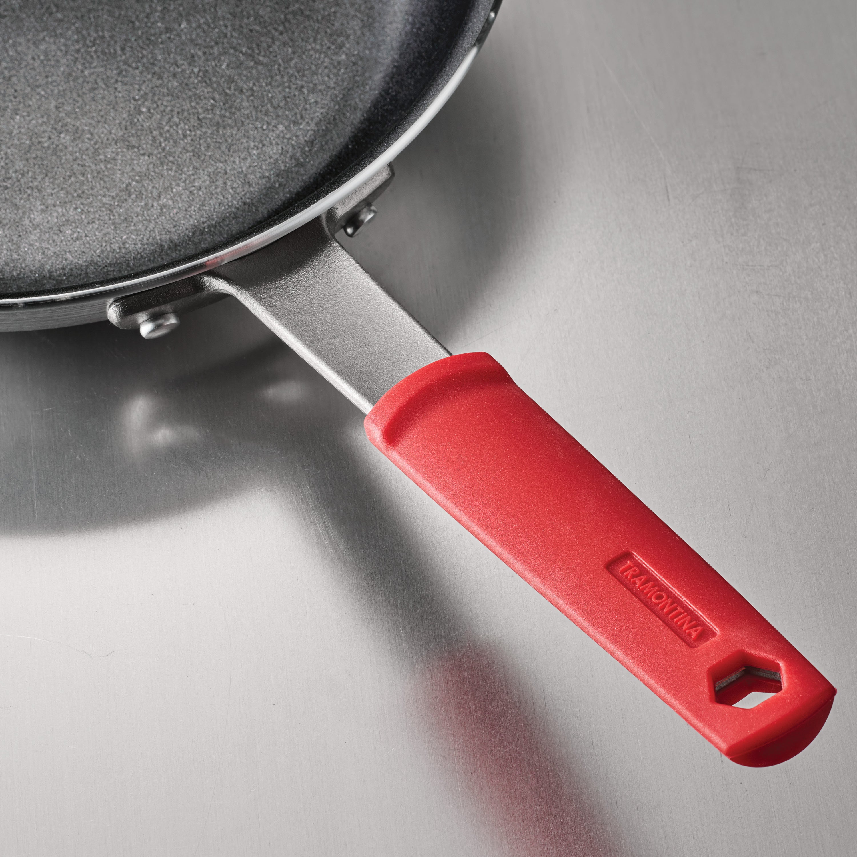 tramontina-professional-ceramic-fry-pan-oven-safe-to-500-f-all-cooktops image 4