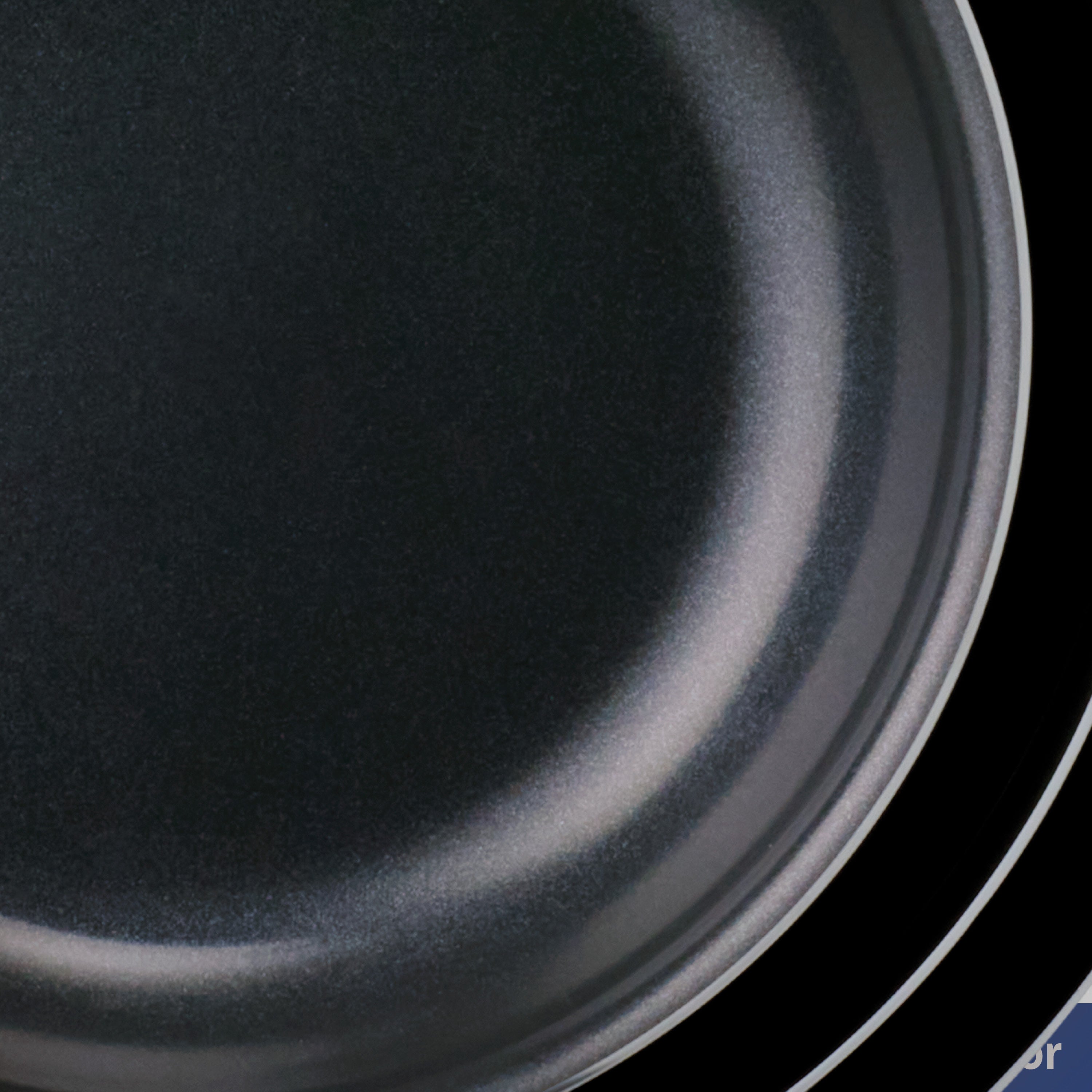 tramontina-professional-ceramic-fry-pan-oven-safe-to-500-f-all-cooktops image 5