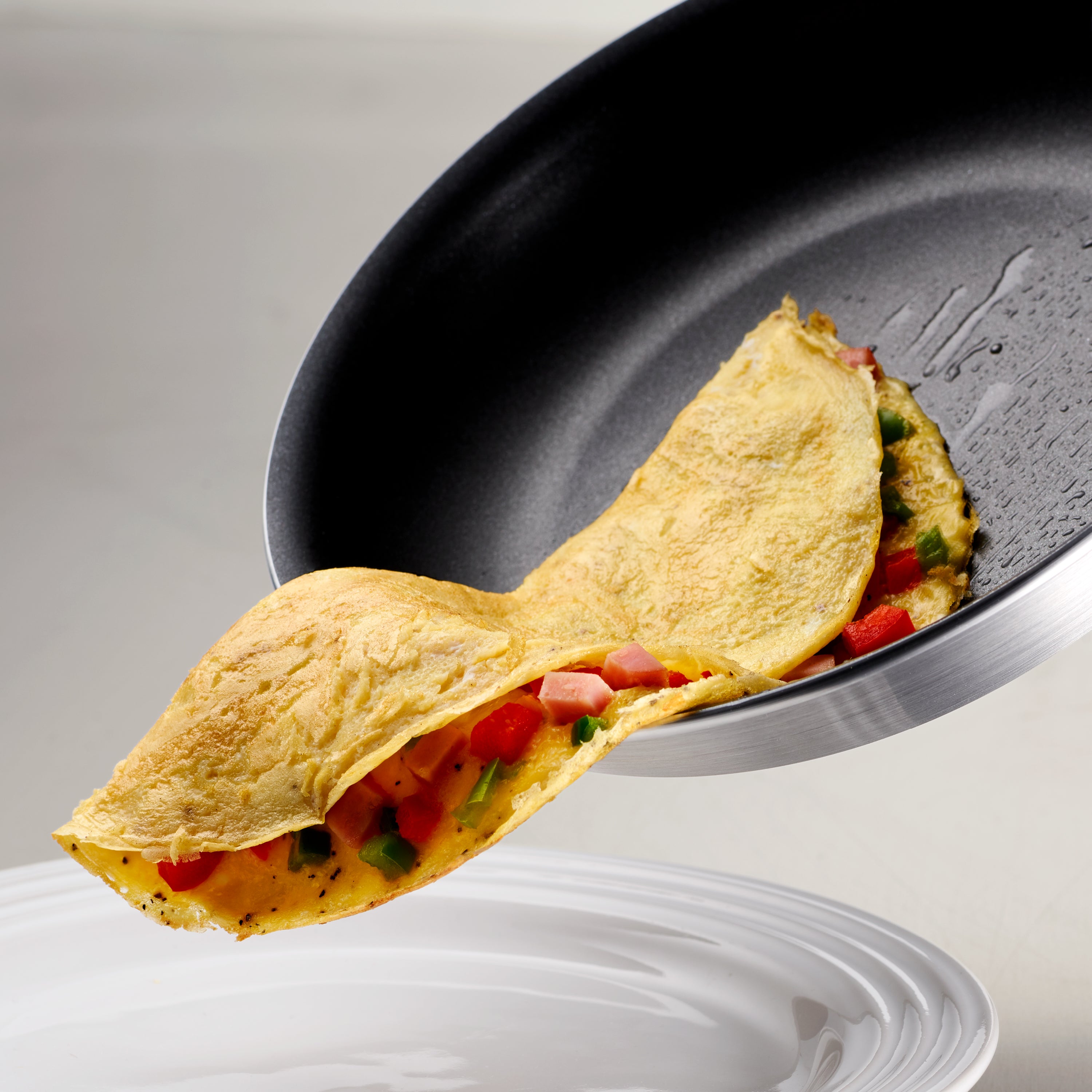 tramontina-professional-nonstick-fry-pan-heavy-gauge-aluminum image 7