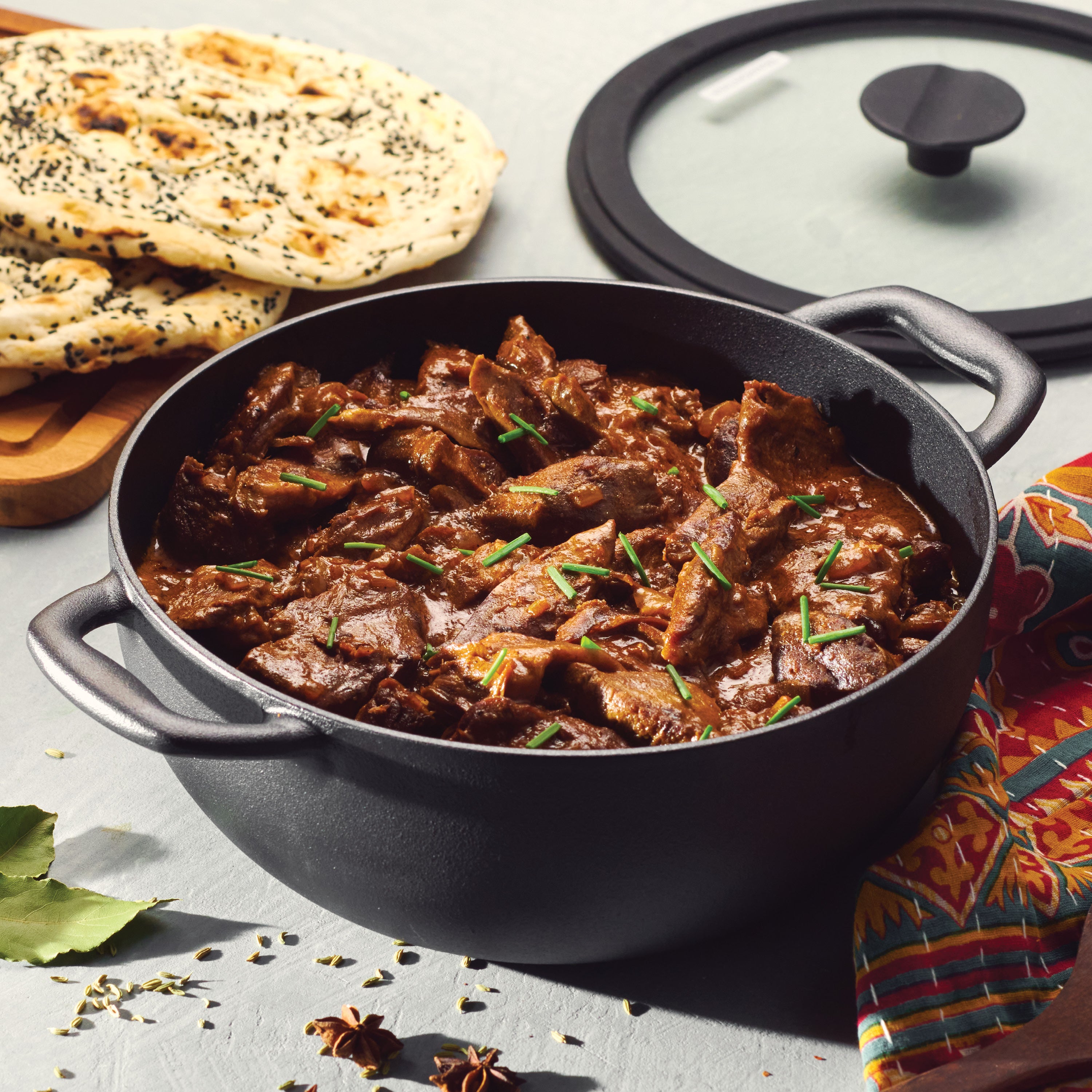 tramontina-utsava-pre-seasoned-cast-iron-kadai-with-lid-disamatic-cast-stone-gro image 2