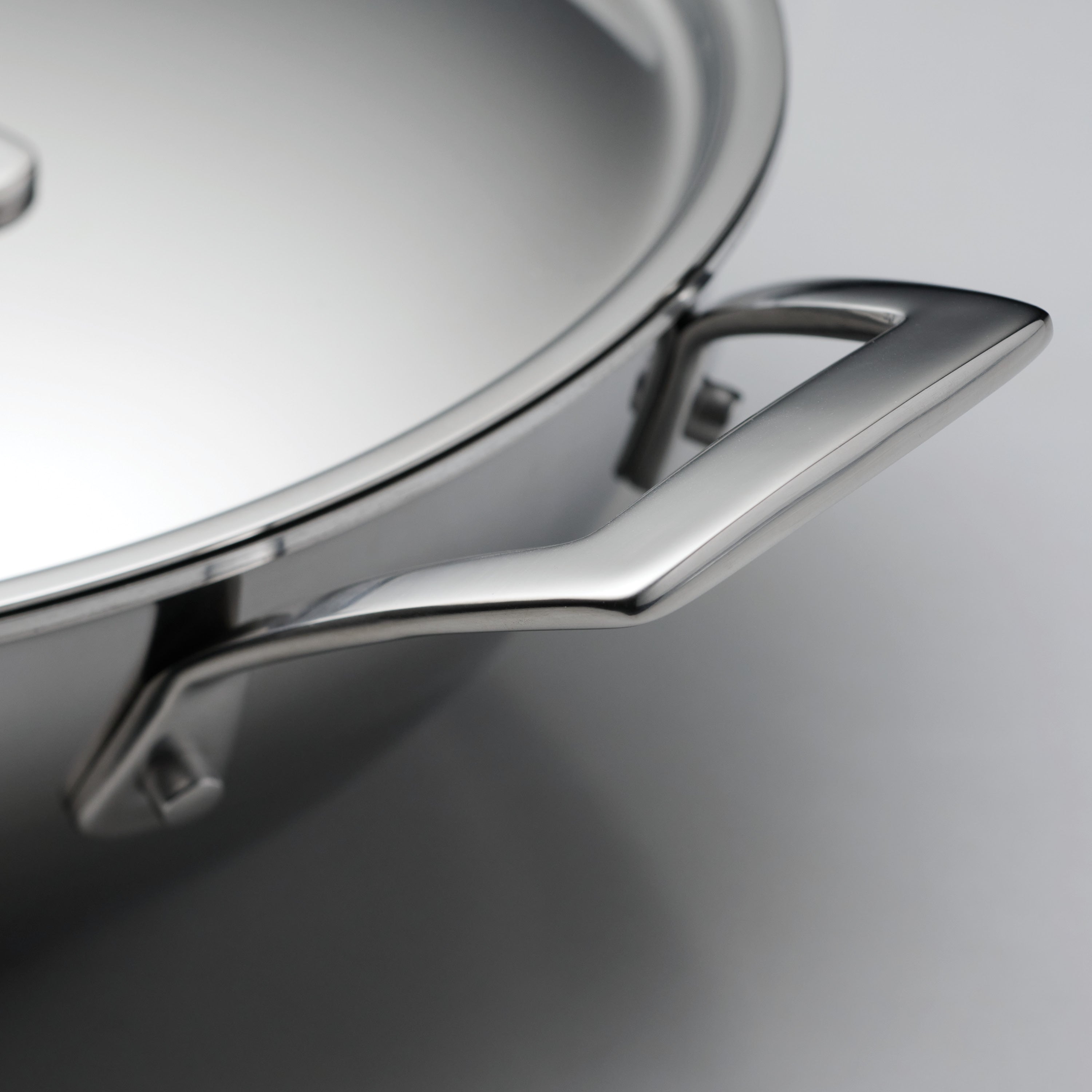 tramontina-utsava-tri-ply-clad-stainless-steel-covered-kadai image 6