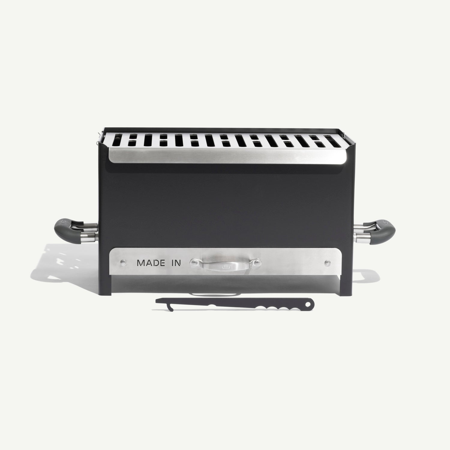 made-in-factory-seconds-grill-bakeware image 1
