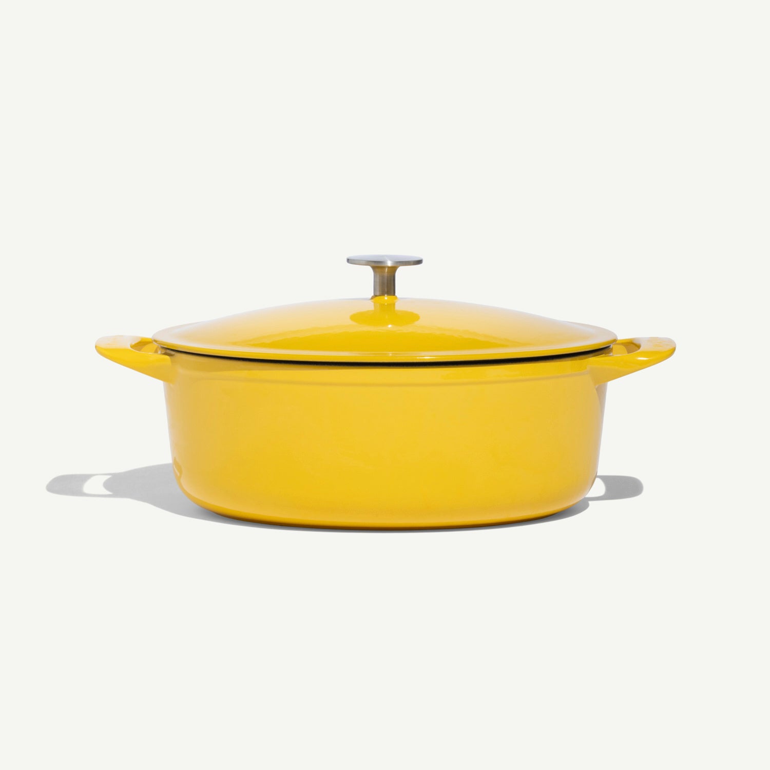made-in-oval-enameled-cast-iron-dutch-oven-7-5-quart-hand-enameled-french-dutch- image 1